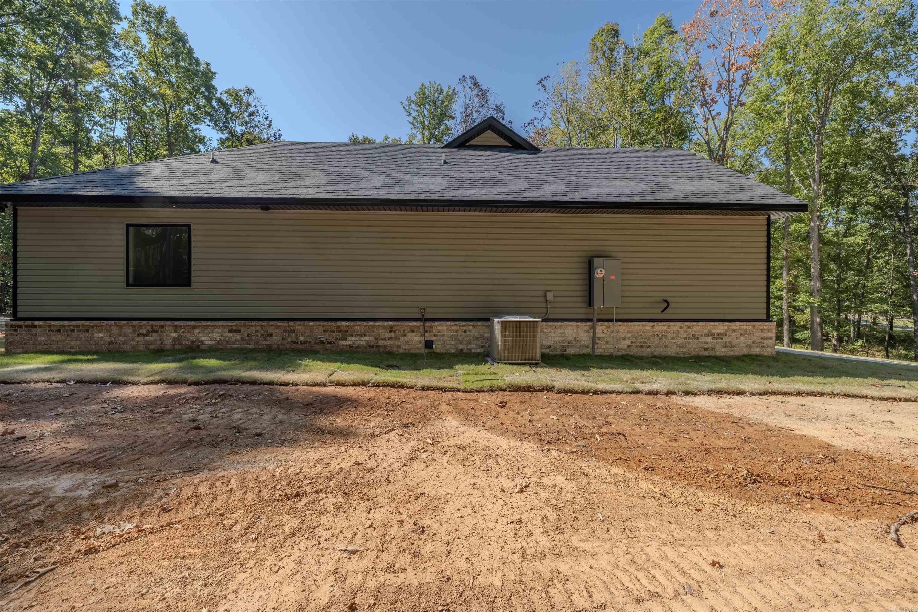 1040 Buckwood Road Property Photo 34
