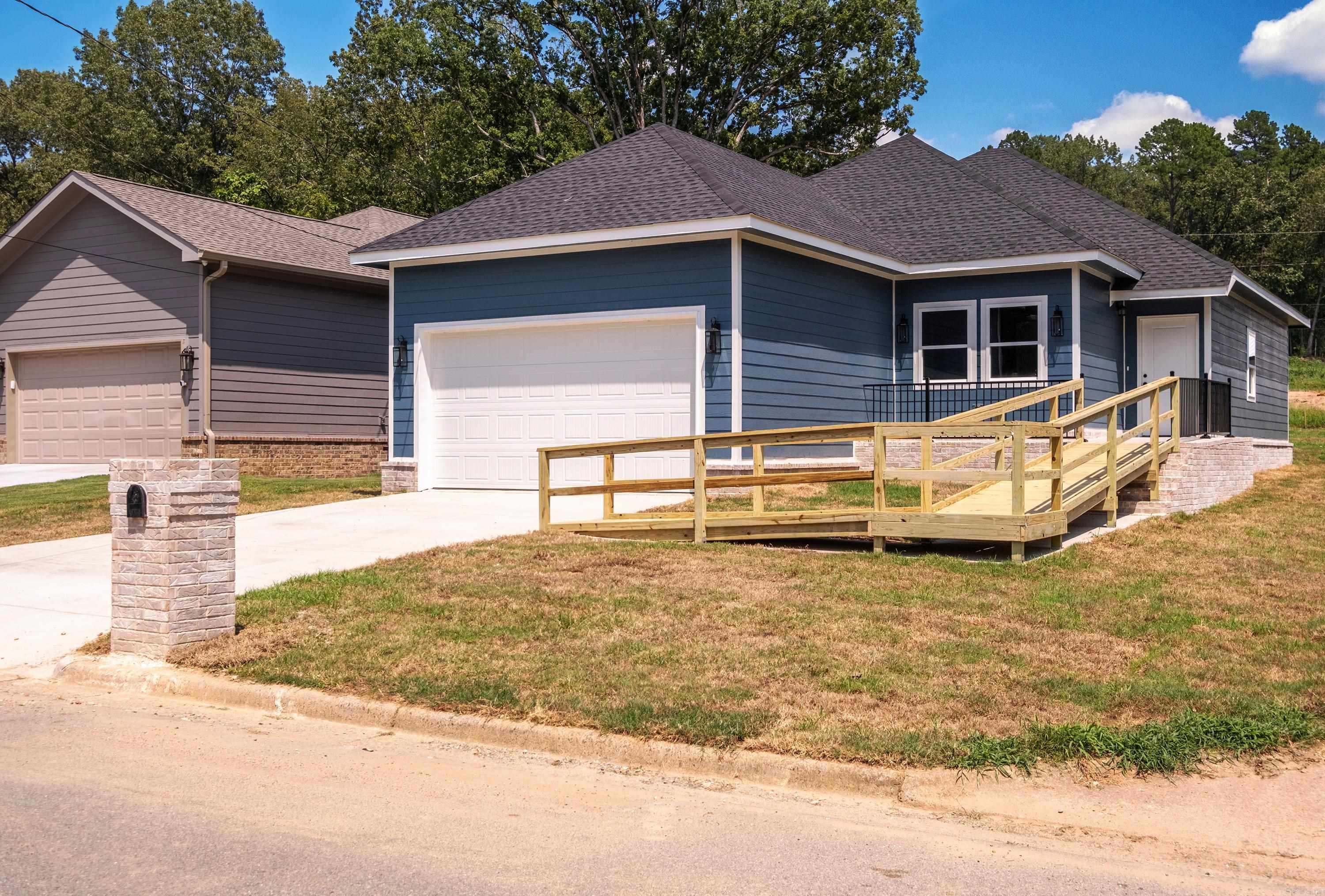 4411 Bowers Street Property Photo 2