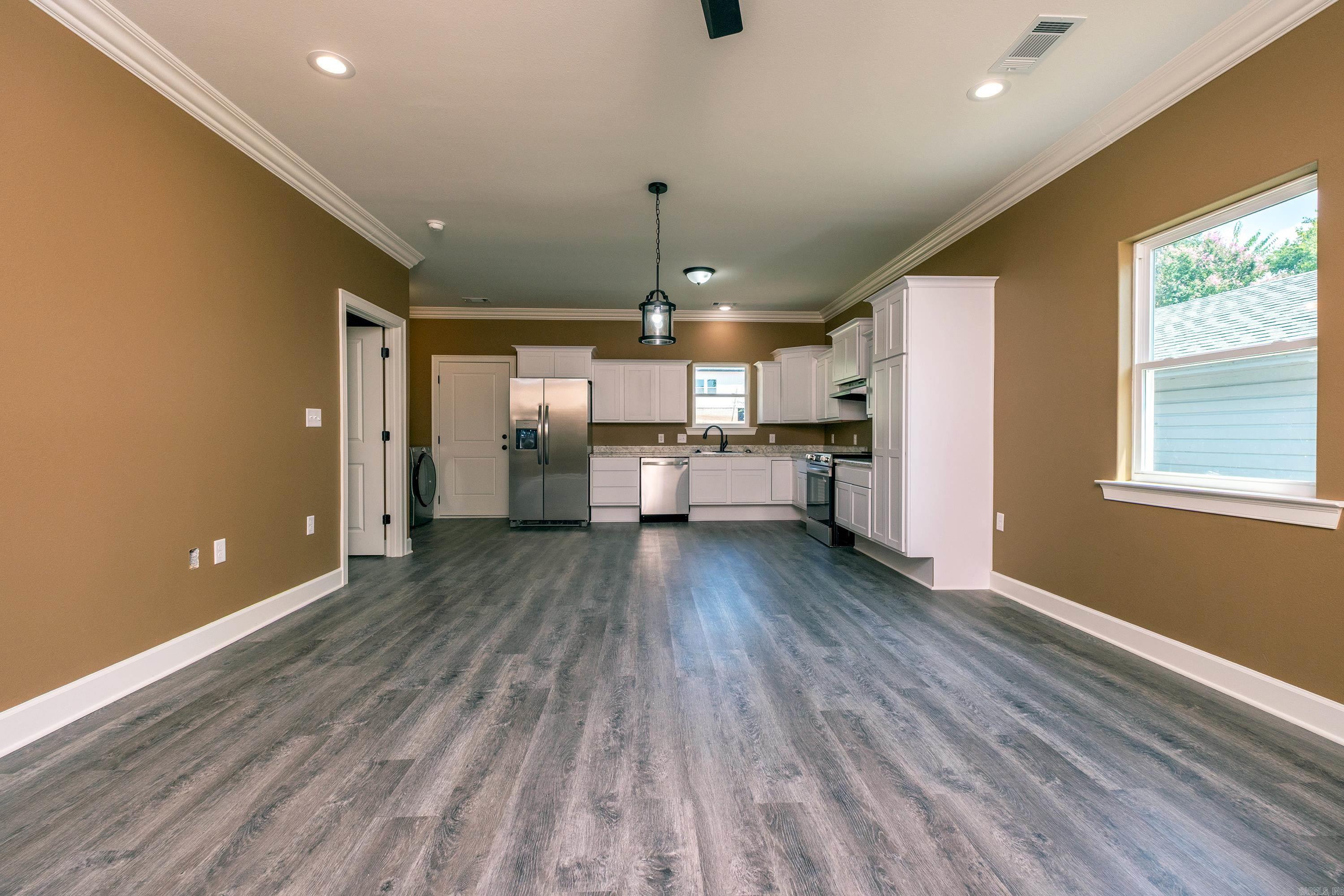4411 Bowers Street Property Photo 5