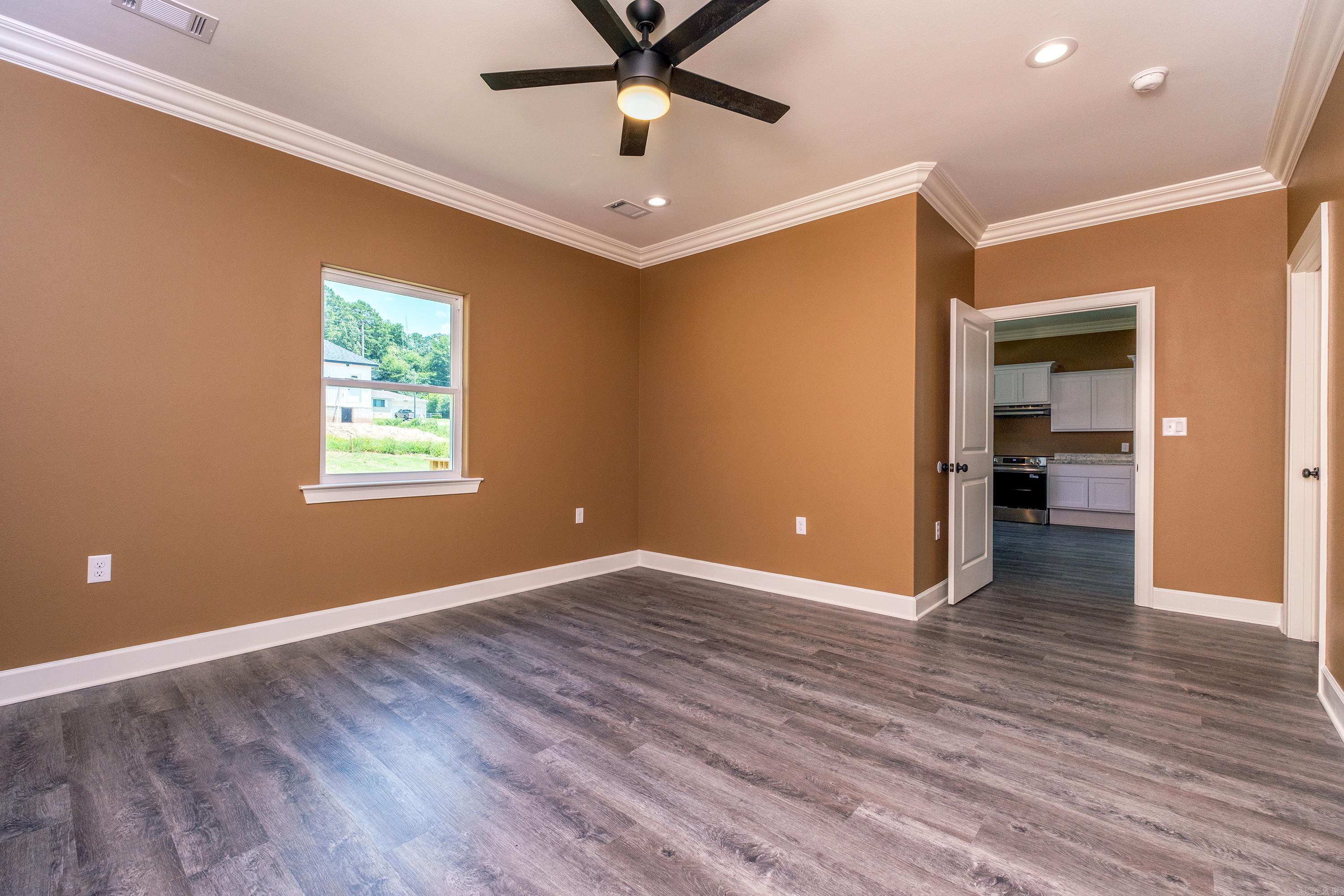 4411 Bowers Street Property Photo 12