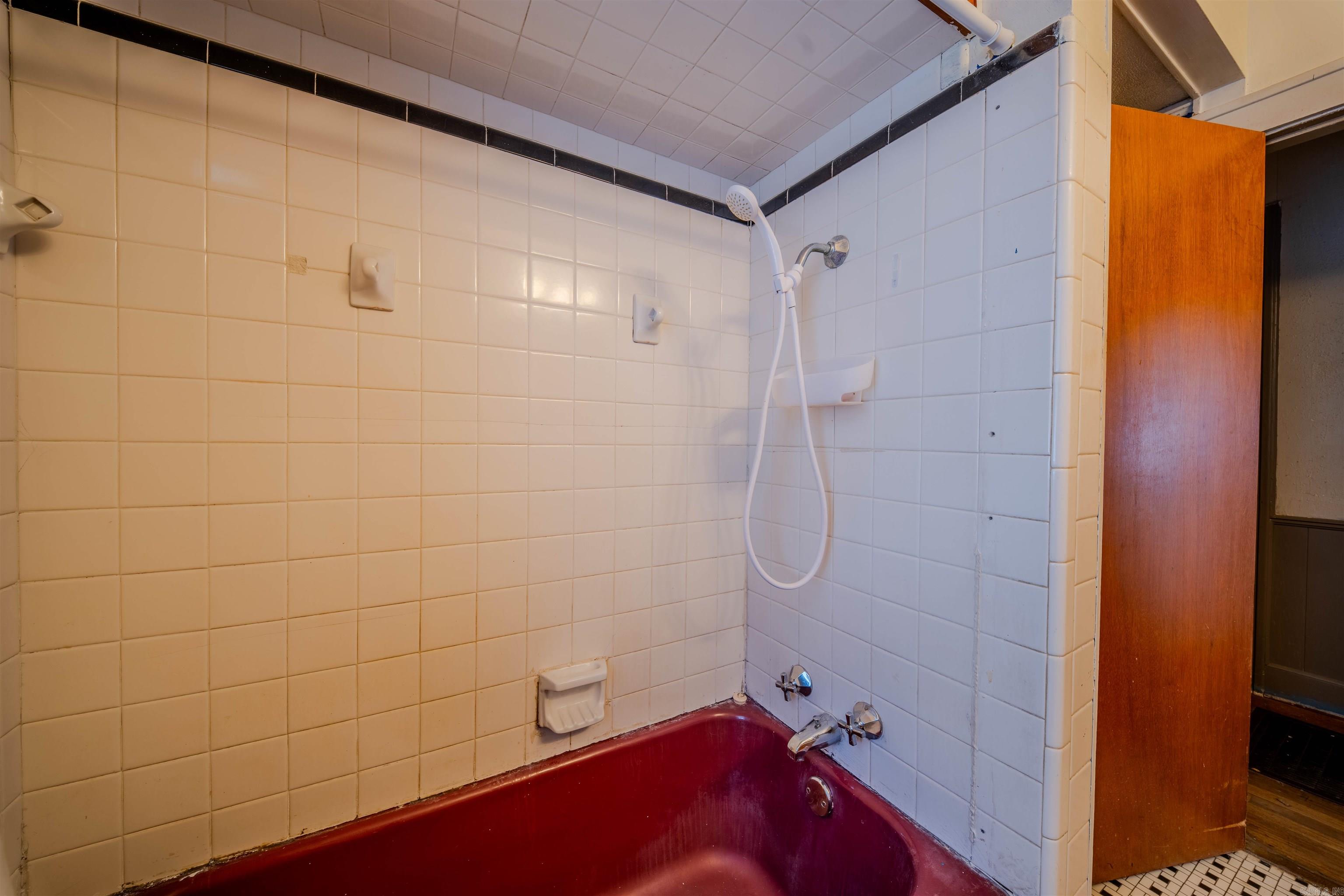 916 Clifton Street Property Photo 12
