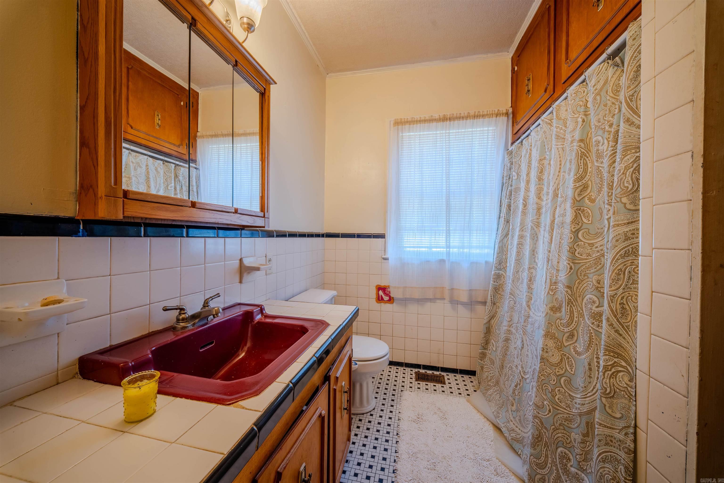 916 Clifton Street Property Photo 14