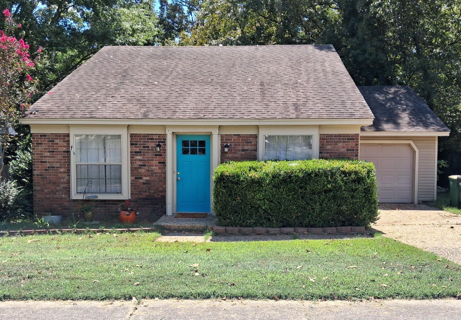 102 Willow Grove Road Property Photo 1