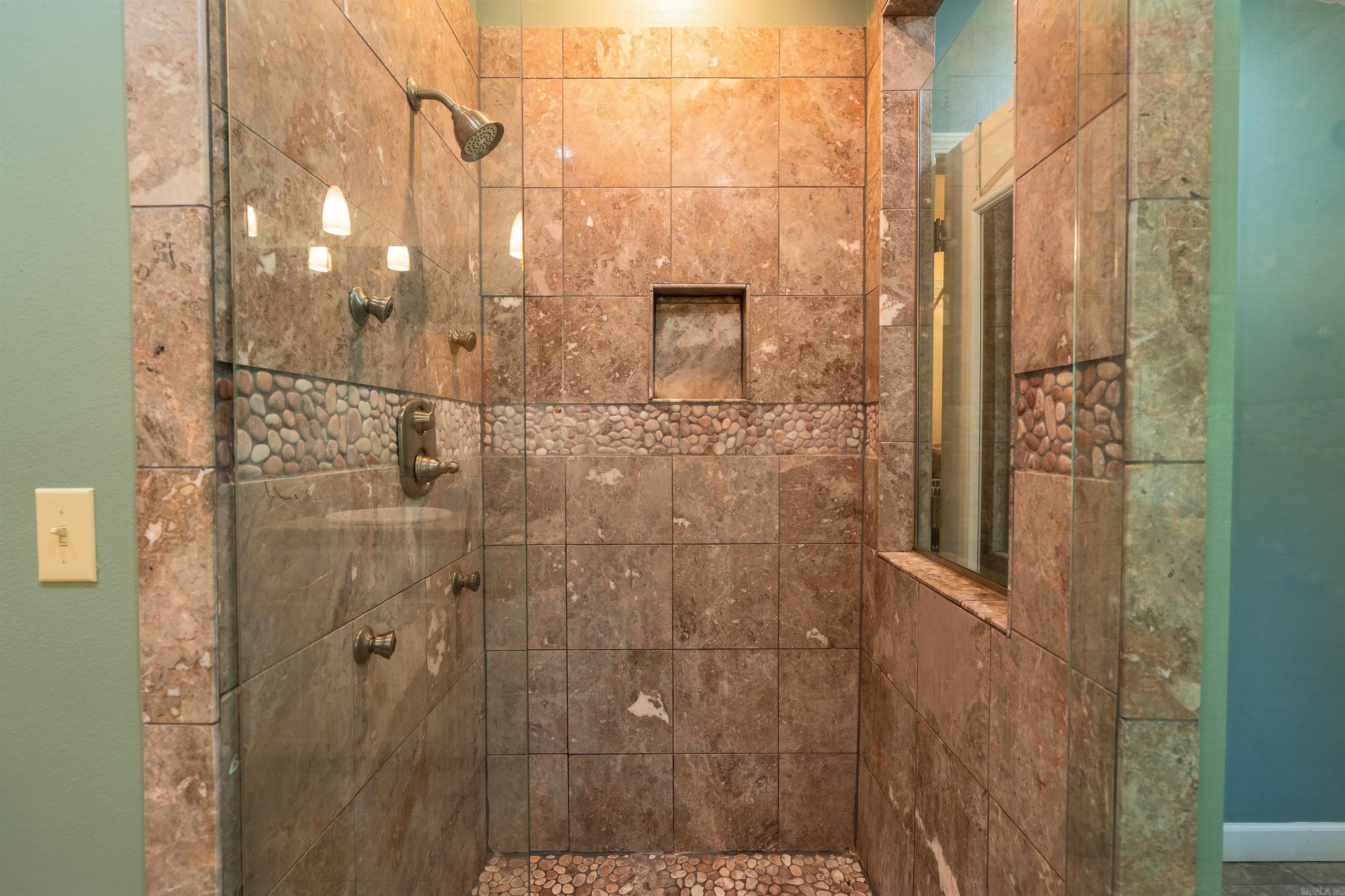 143 Jordan Lane Property Photo 23