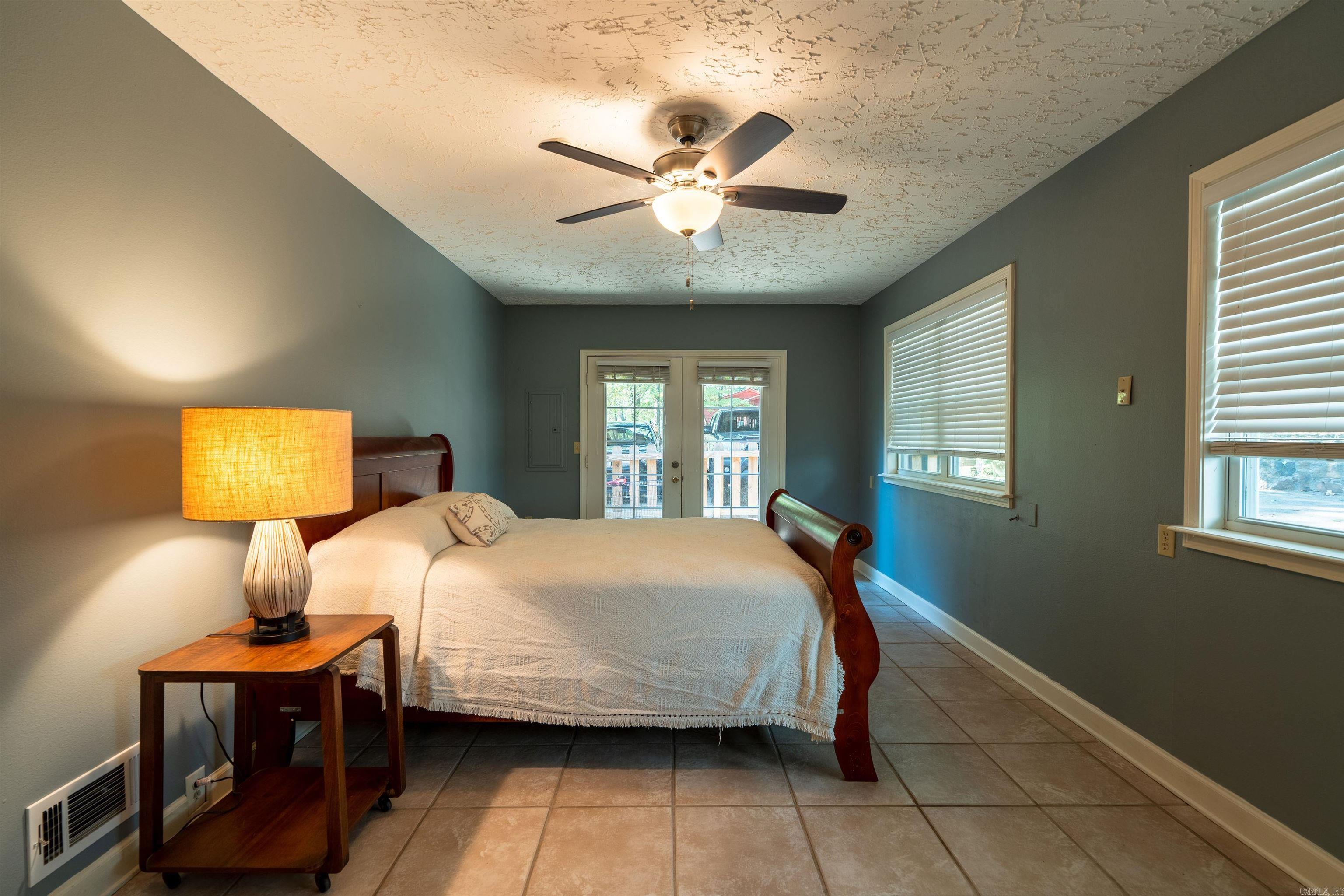 143 Jordan Lane Property Photo 38