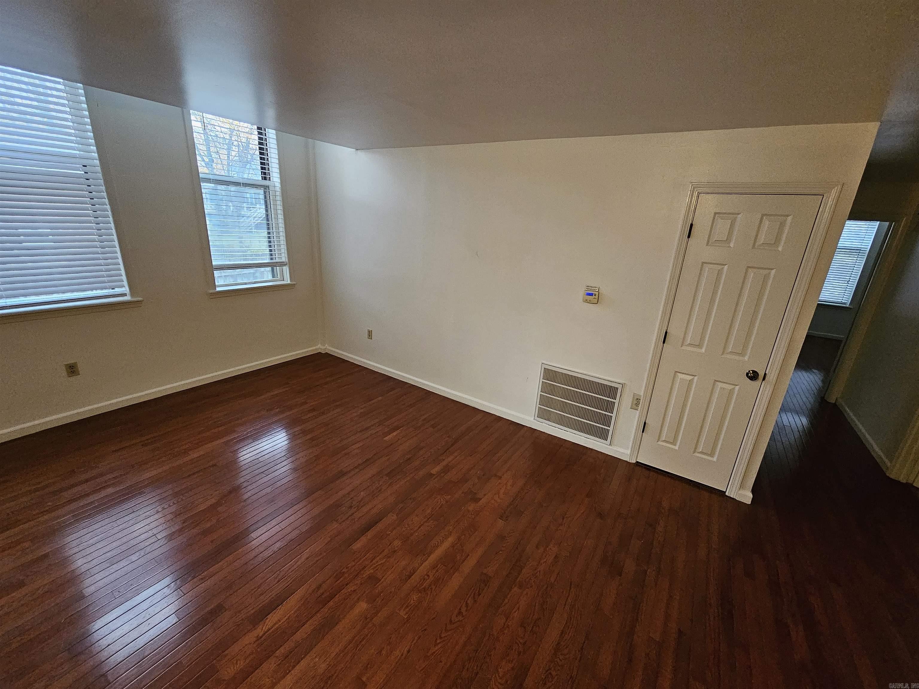 1500 Center Street 9 Property Photo 3