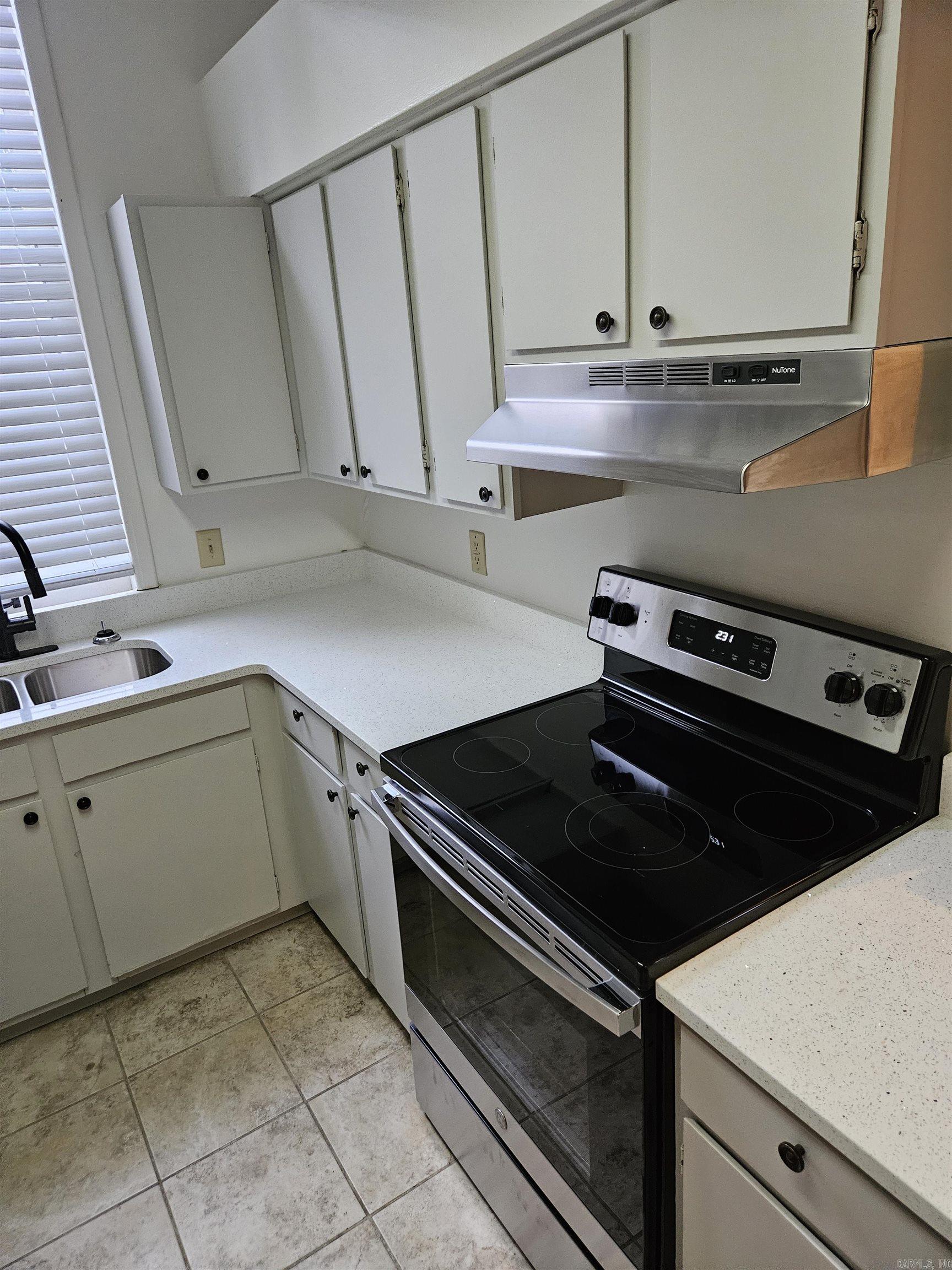 1500 Center Street 9 Property Photo 4