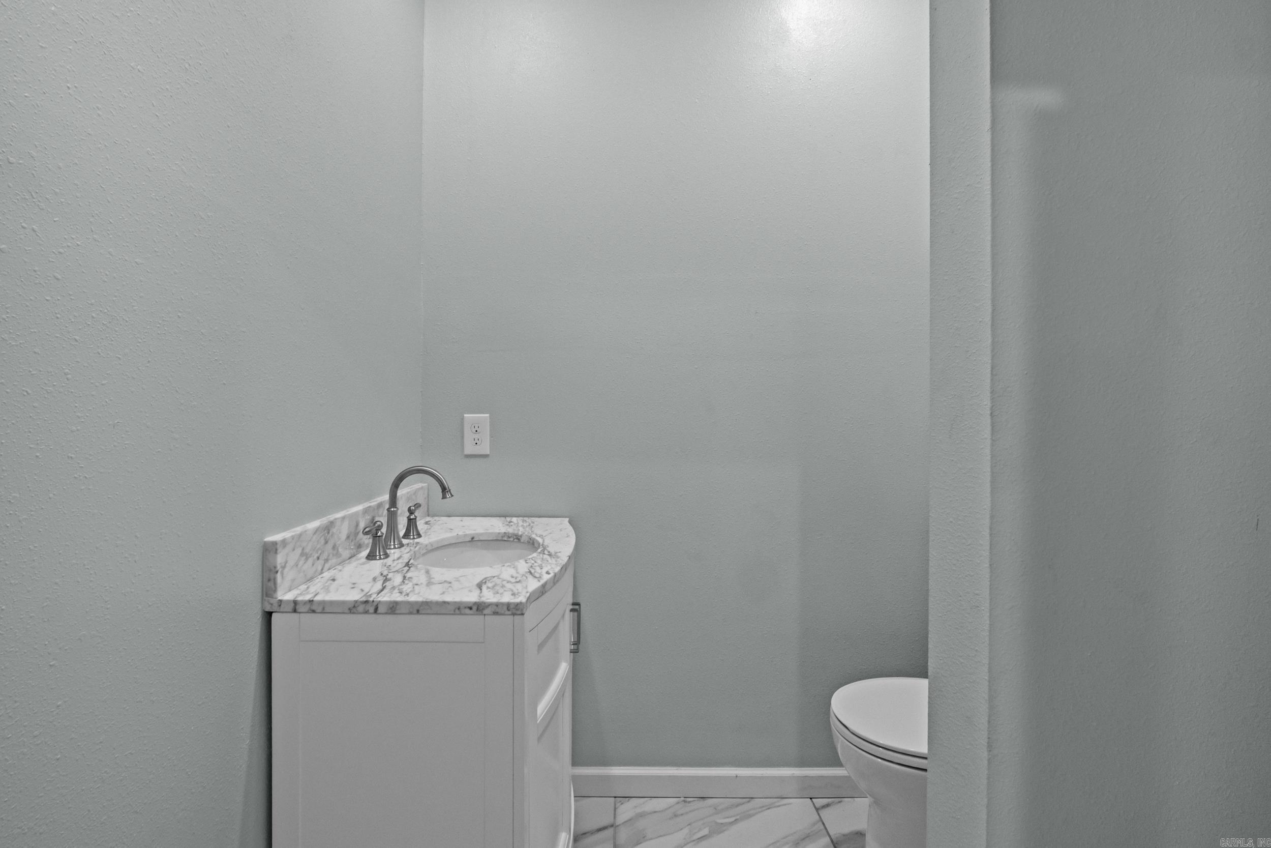 2700 Martin Luther King Drive Property Photo 14