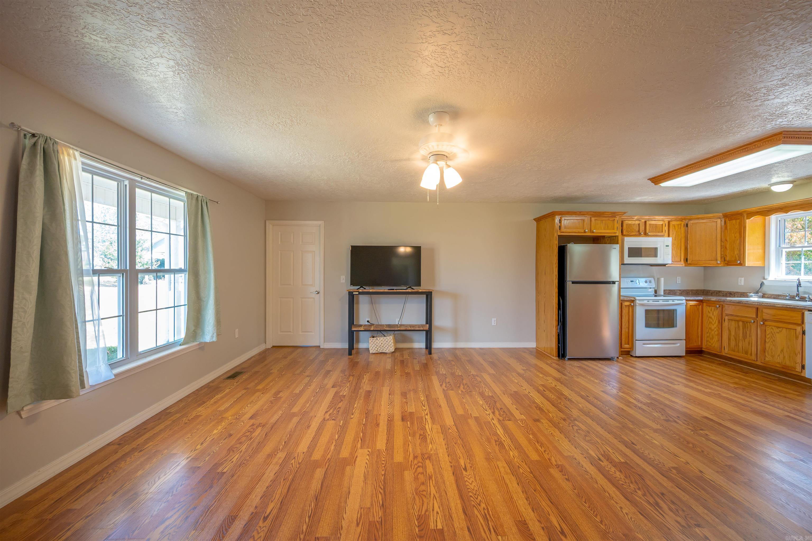 58 Rock Creek Drive Property Photo 11
