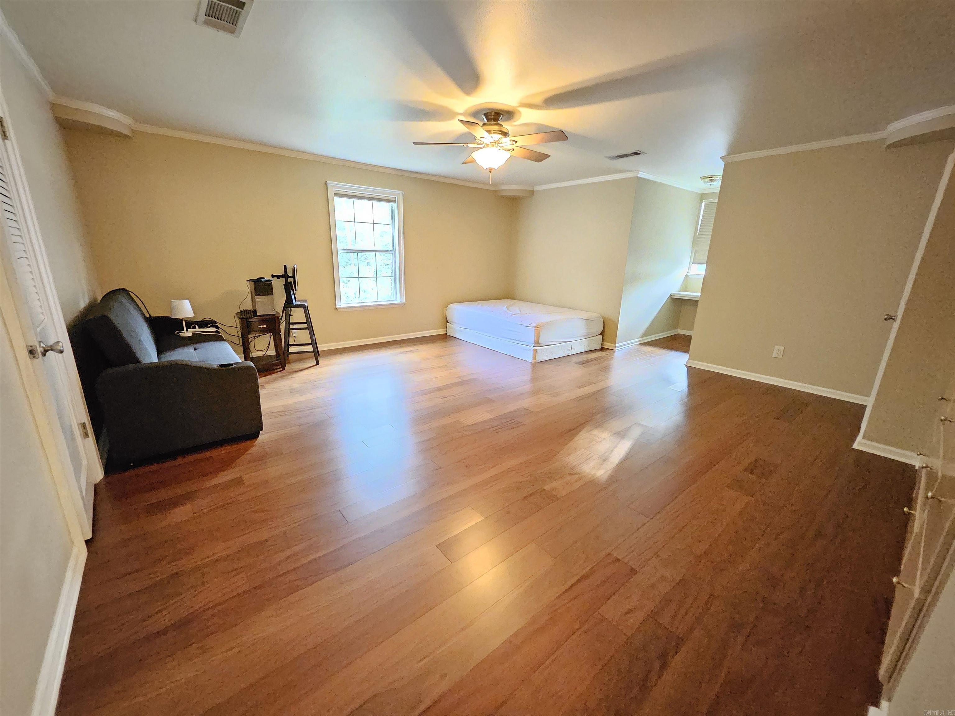 9770 Springhill Farms Drive Property Photo 15