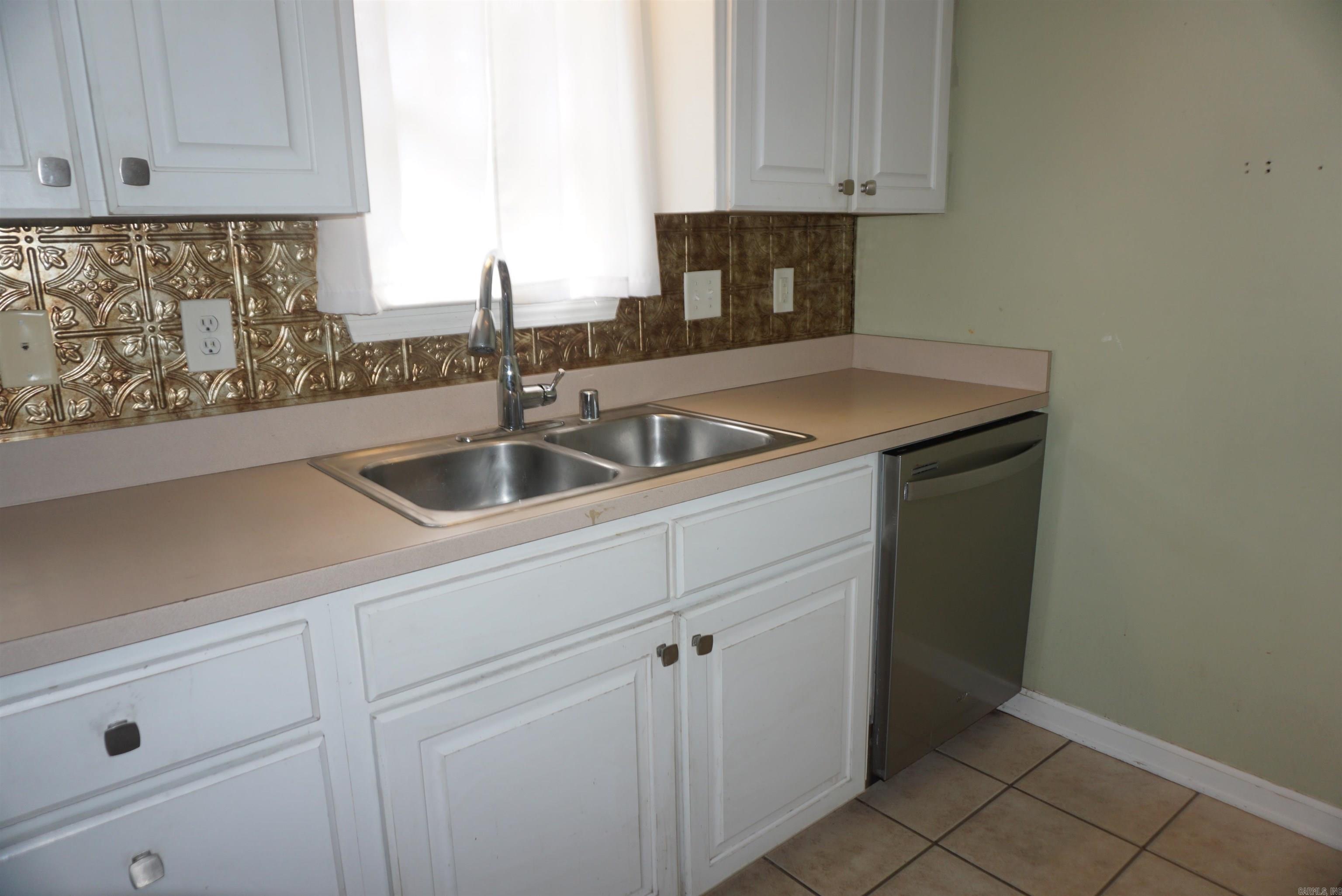 29 Weatherwood Ln Property Photo 3