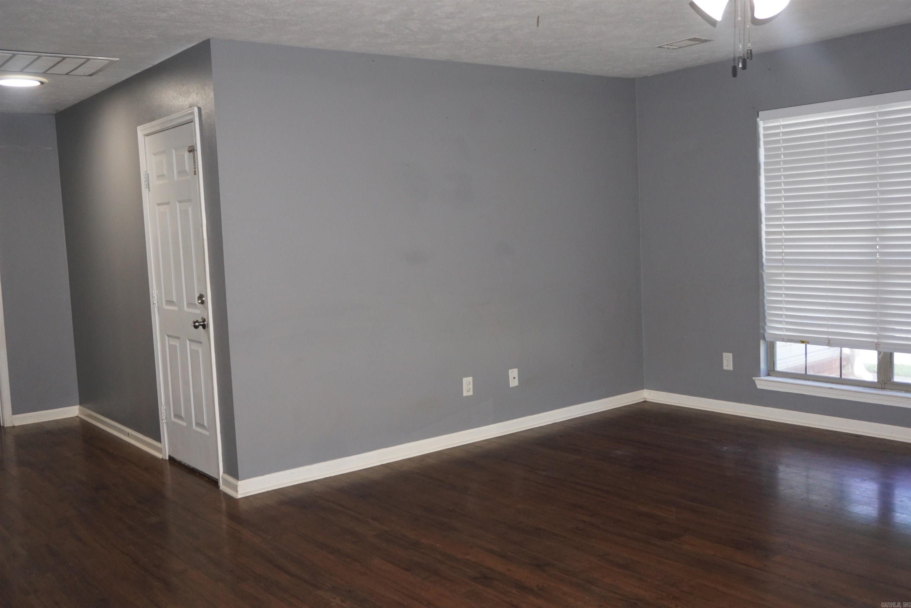 29 Weatherwood Ln Property Photo 15