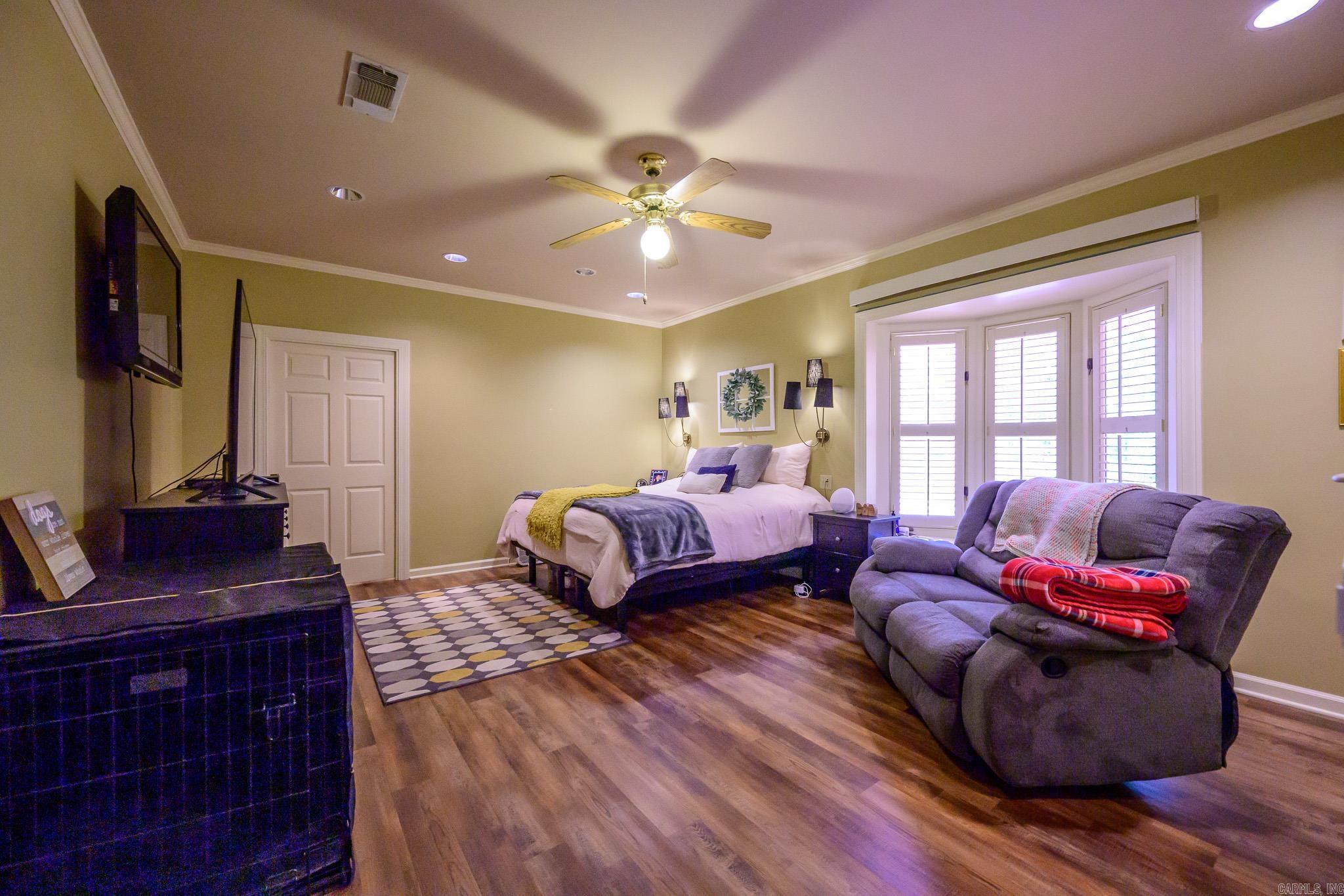 2205 Church Avenue Property Photo 16