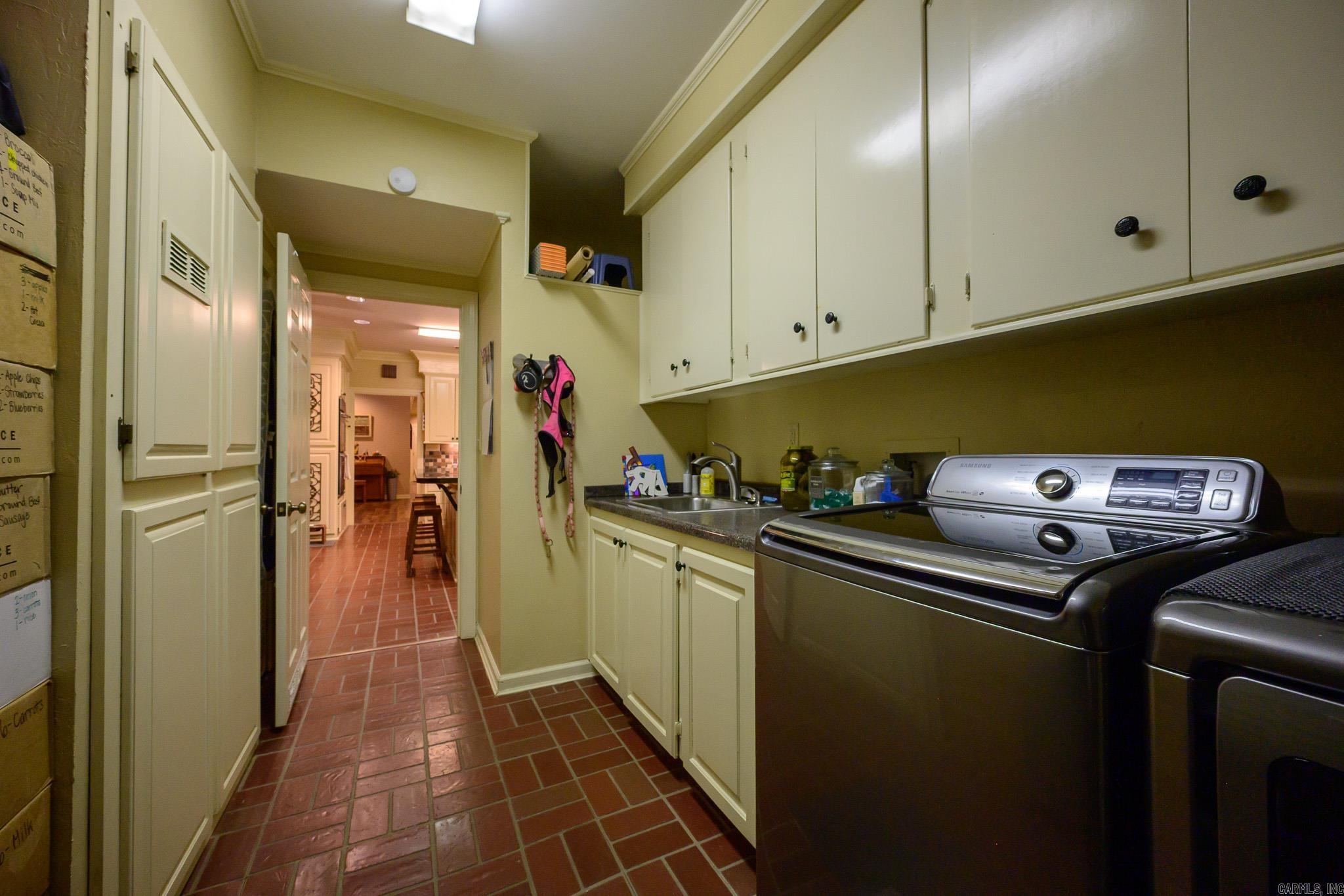 2205 Church Avenue Property Photo 31
