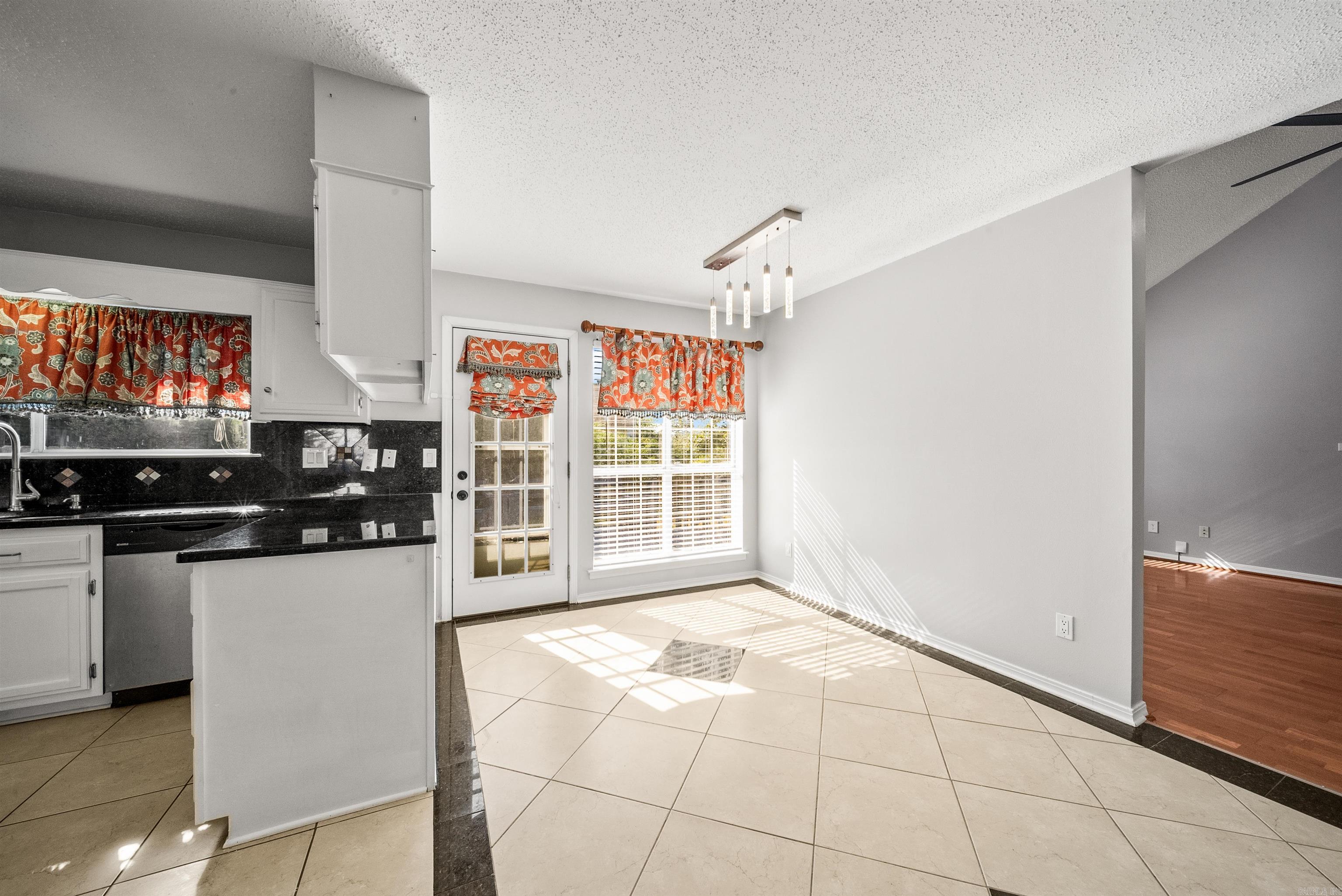 12119 Cherry Laurel Drive Property Photo 20