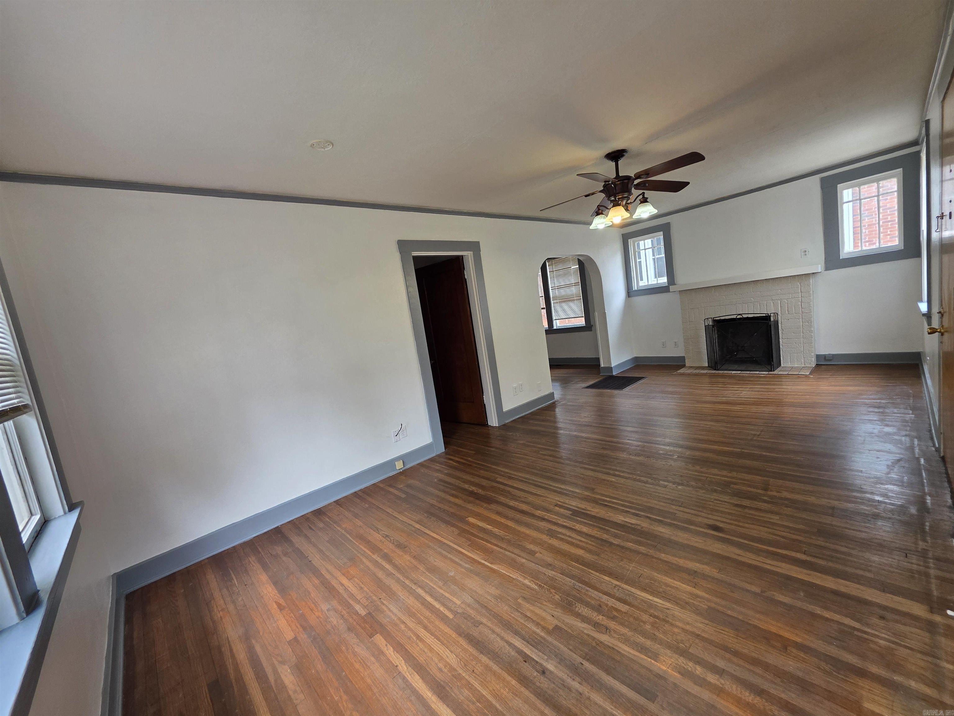 108 S Valentine Street Property Photo 1