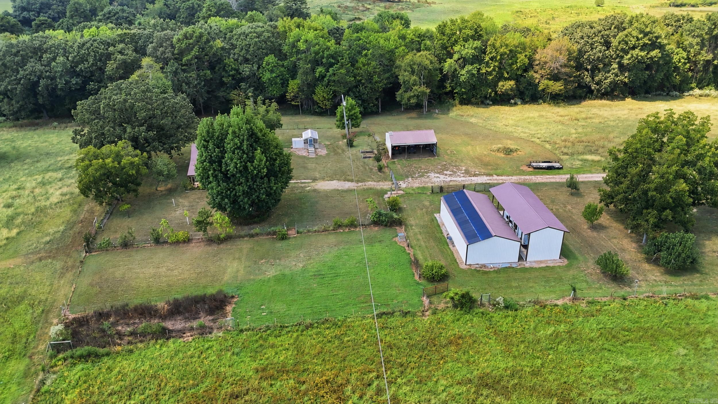 432 County Road 3355 Property Photo 42