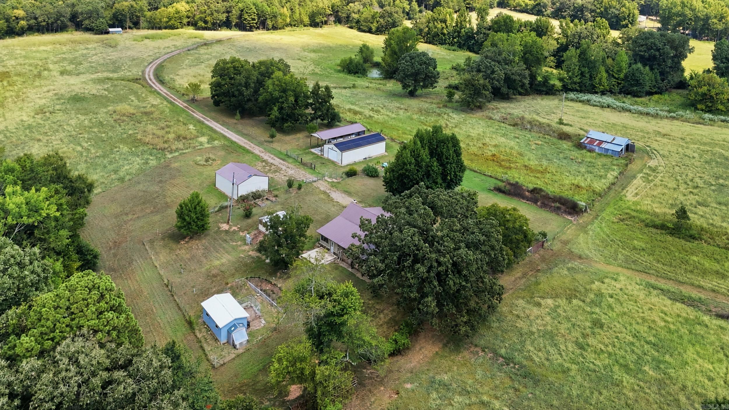 432 County Road 3355 Property Photo 44