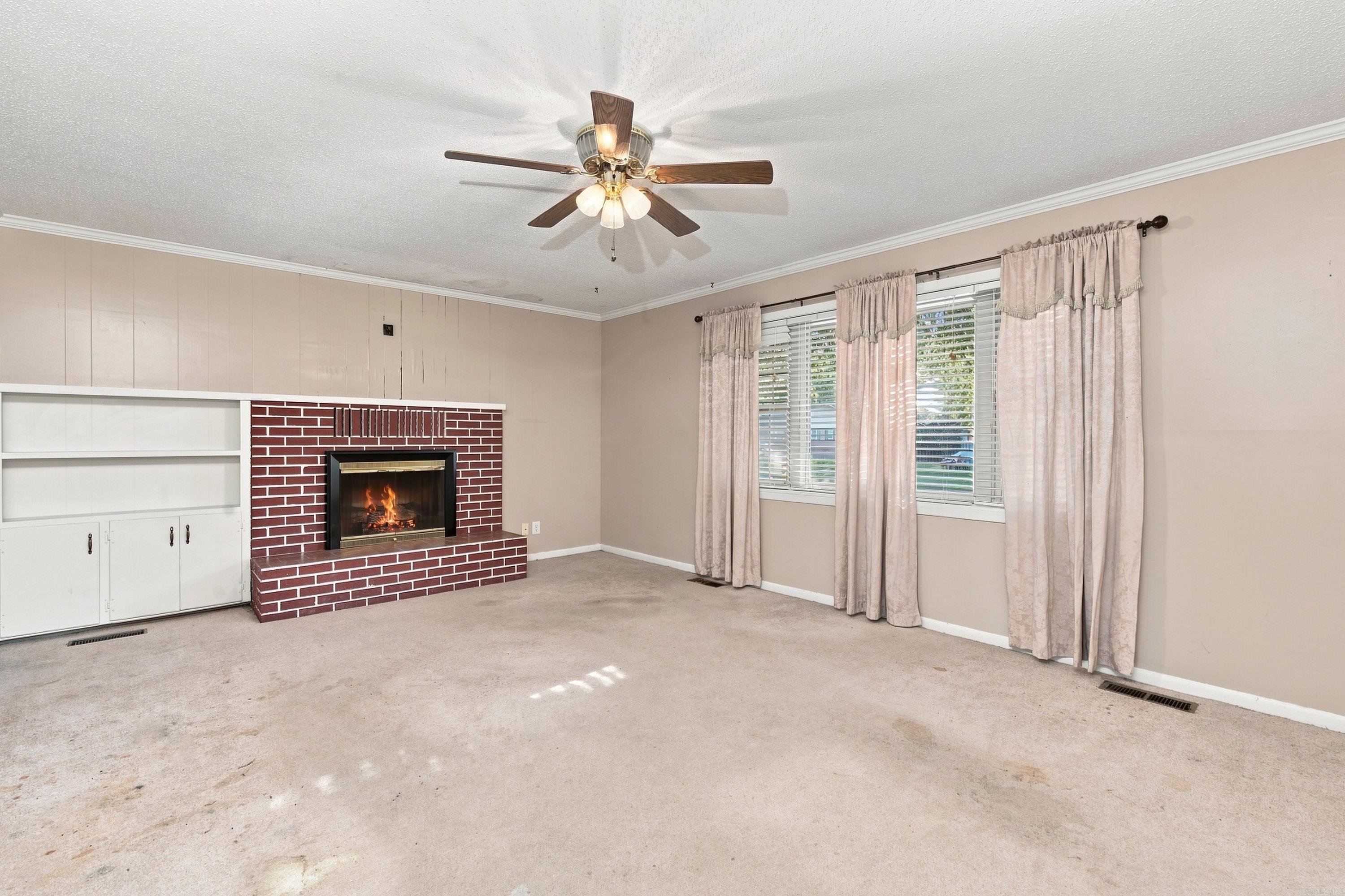 508 Ridgecrest Drive Property Photo 4