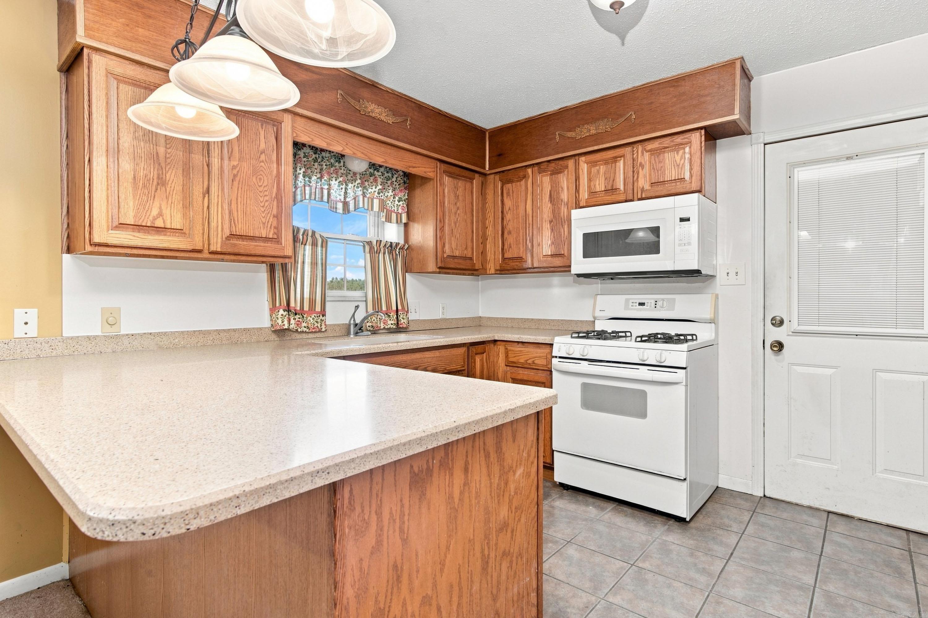 508 Ridgecrest Drive Property Photo 6