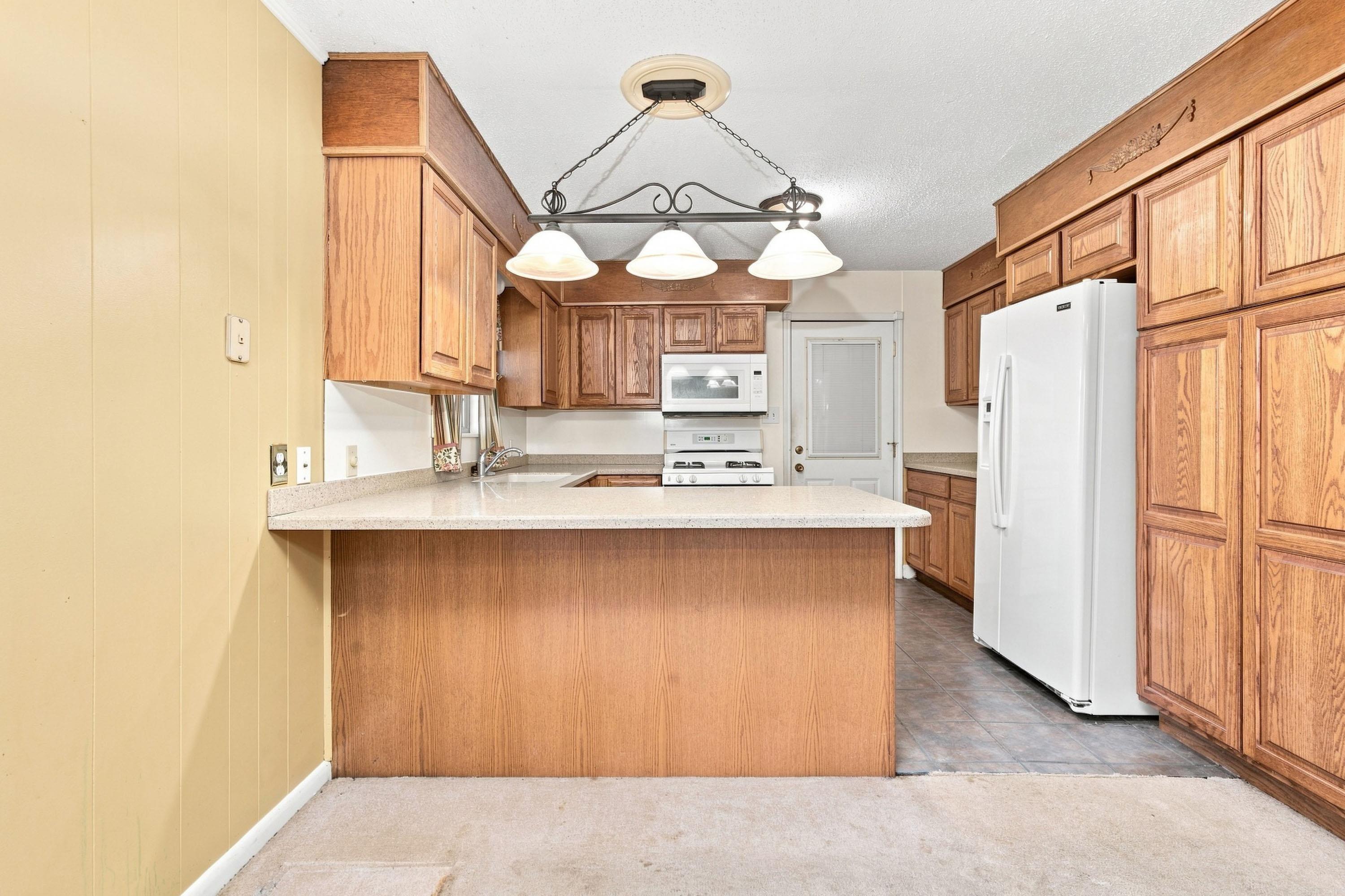508 Ridgecrest Drive Property Photo 7