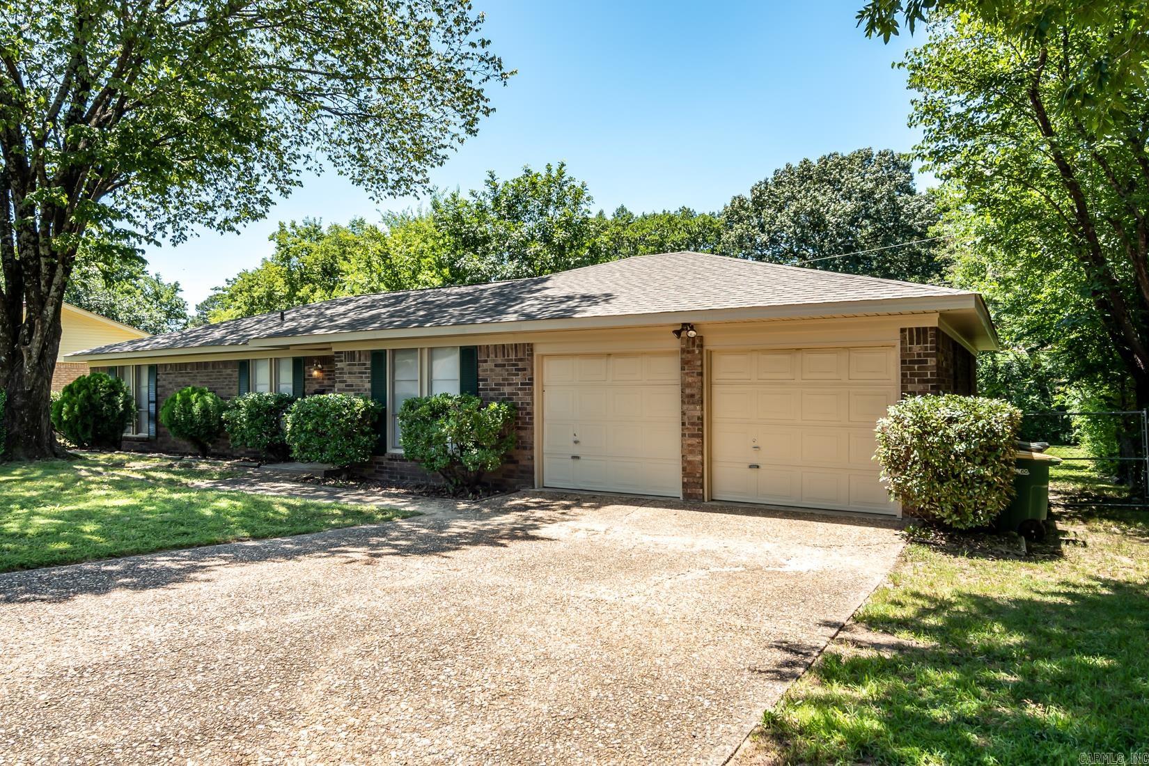1404 Northwick Court Property Photo 1