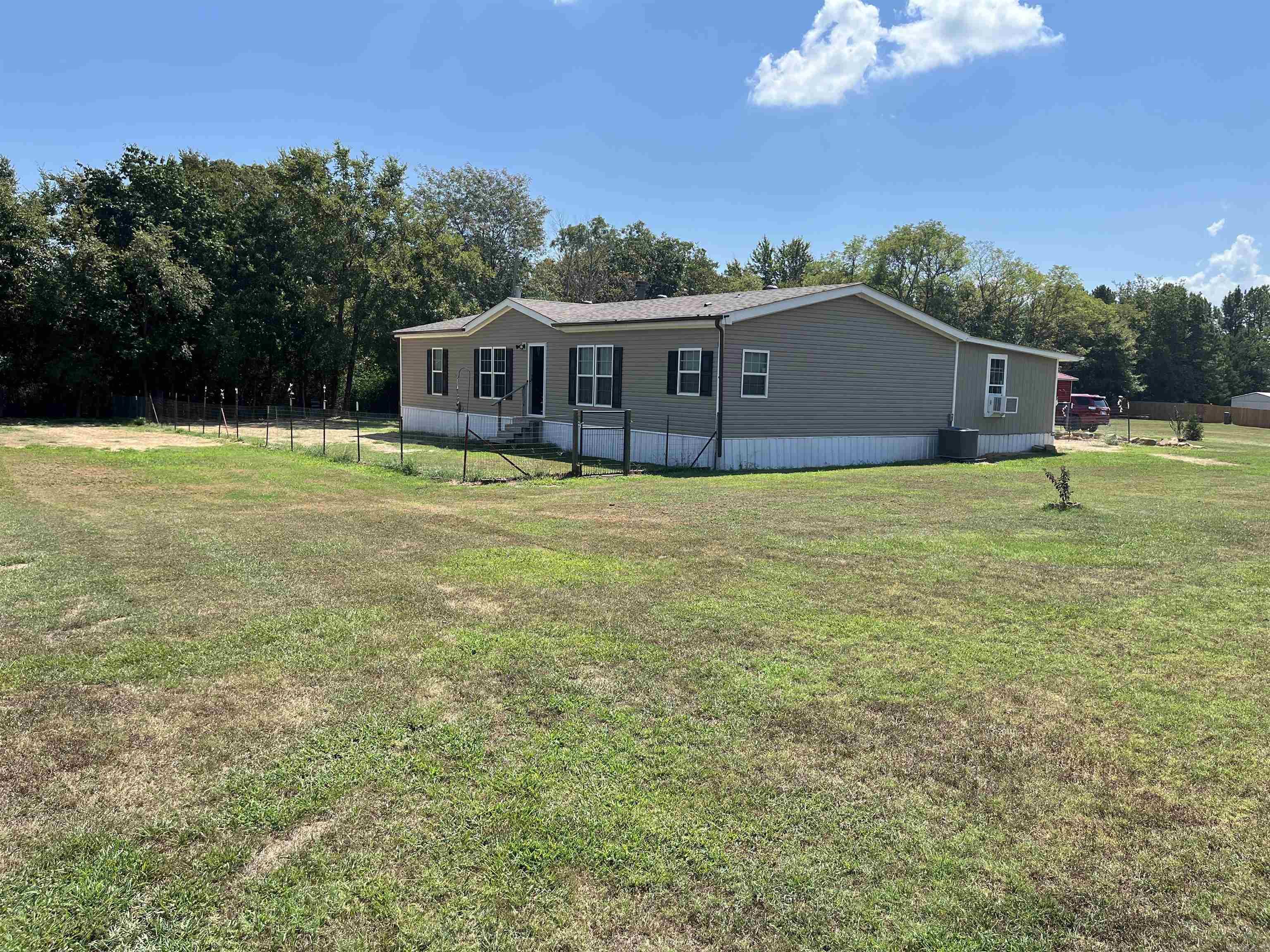 237 Glenn Road Property Photo 3