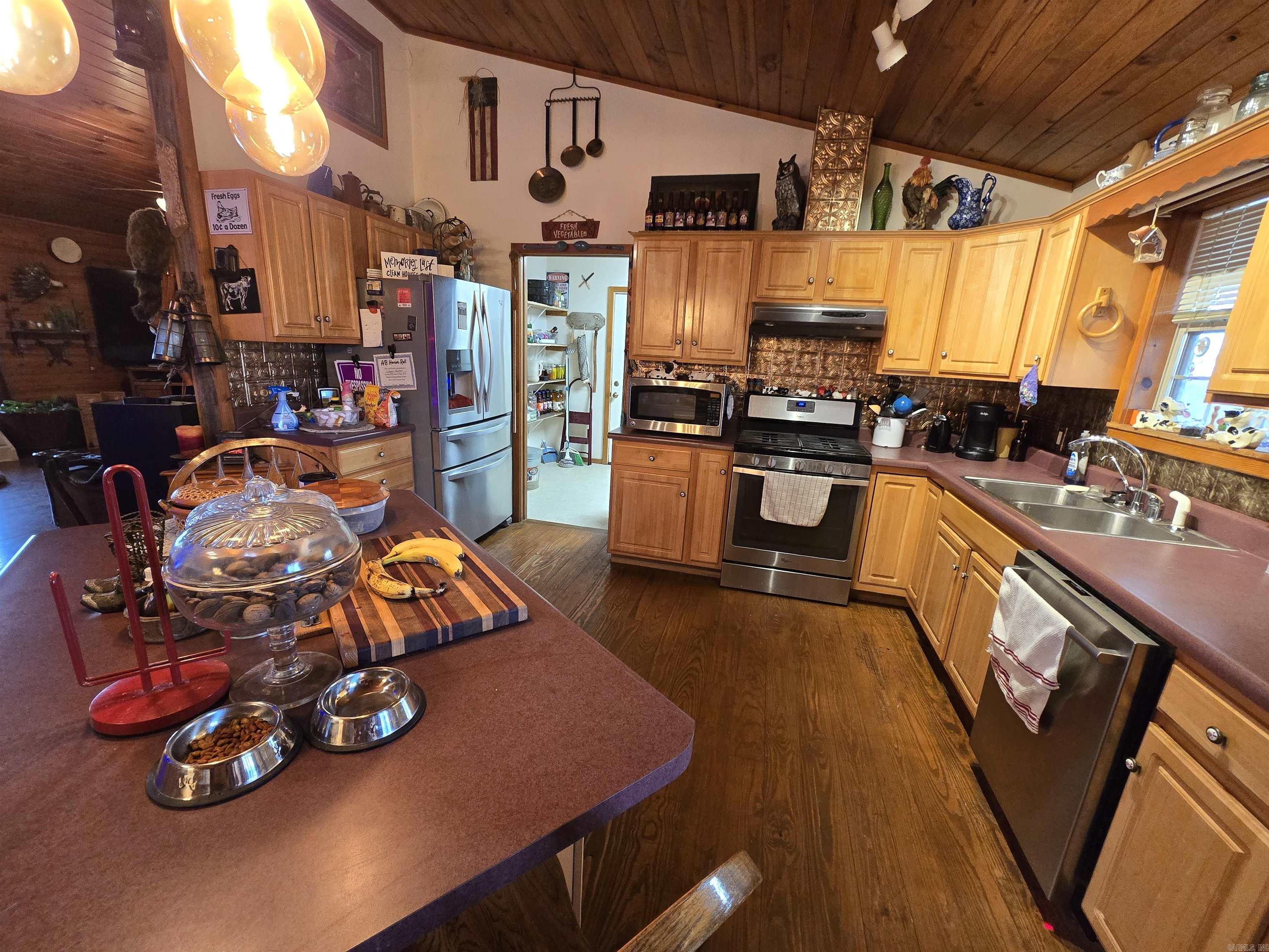 367 Bent Oak Ln Property Photo 4