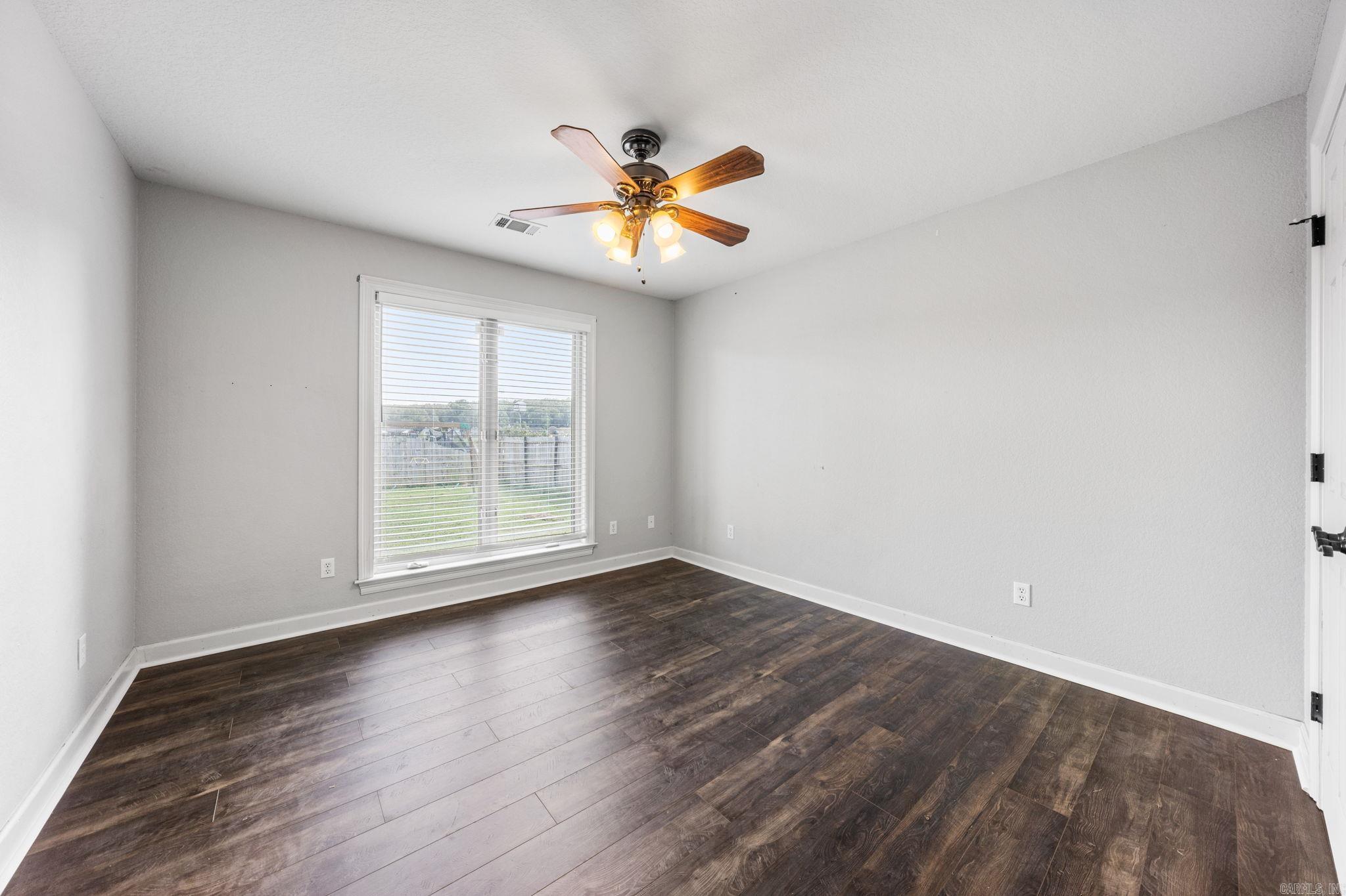 48 Lakeland Drive Property Photo 29