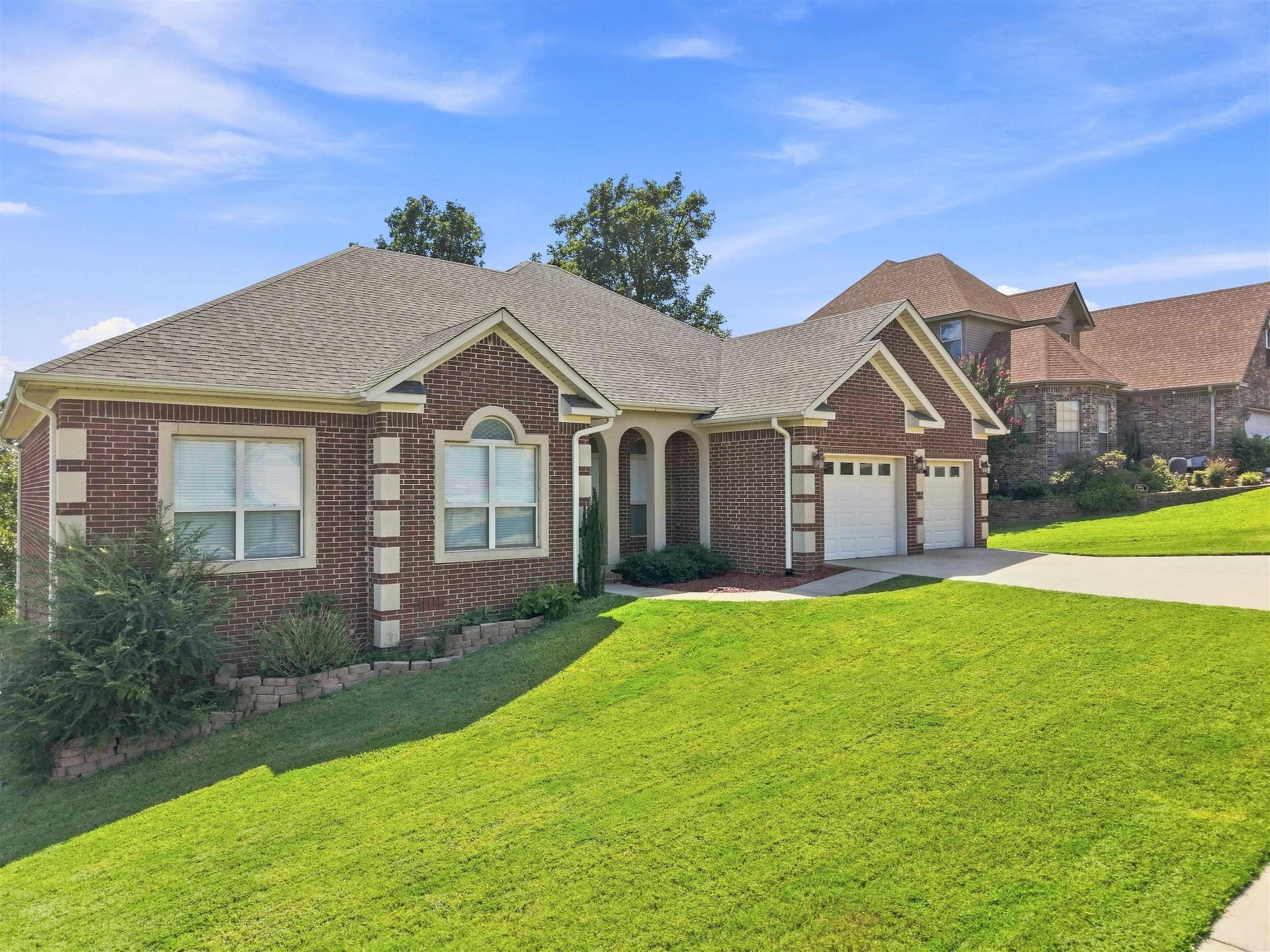 9425 Journey Drive Property Photo 6