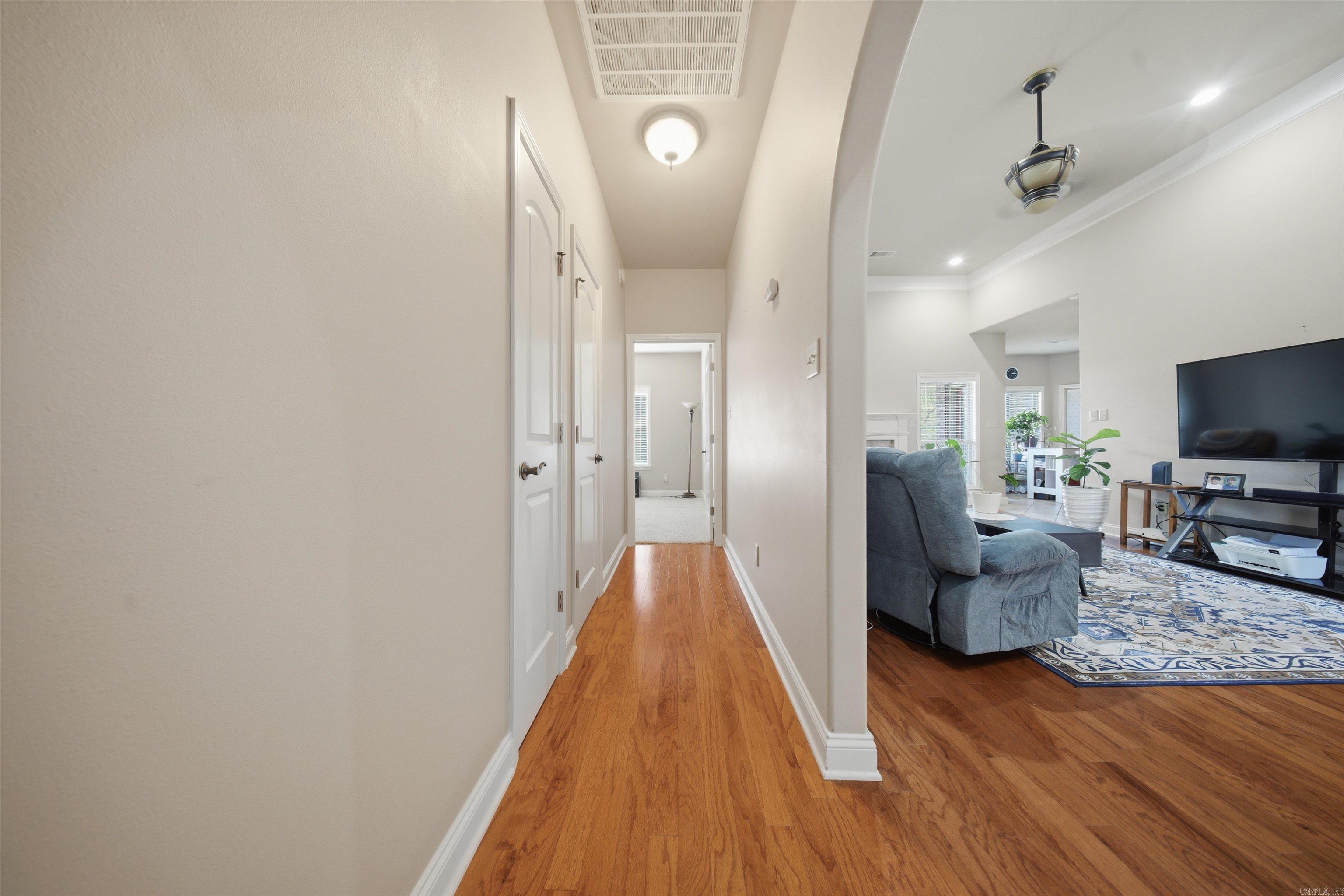 9425 Journey Drive Property Photo 8