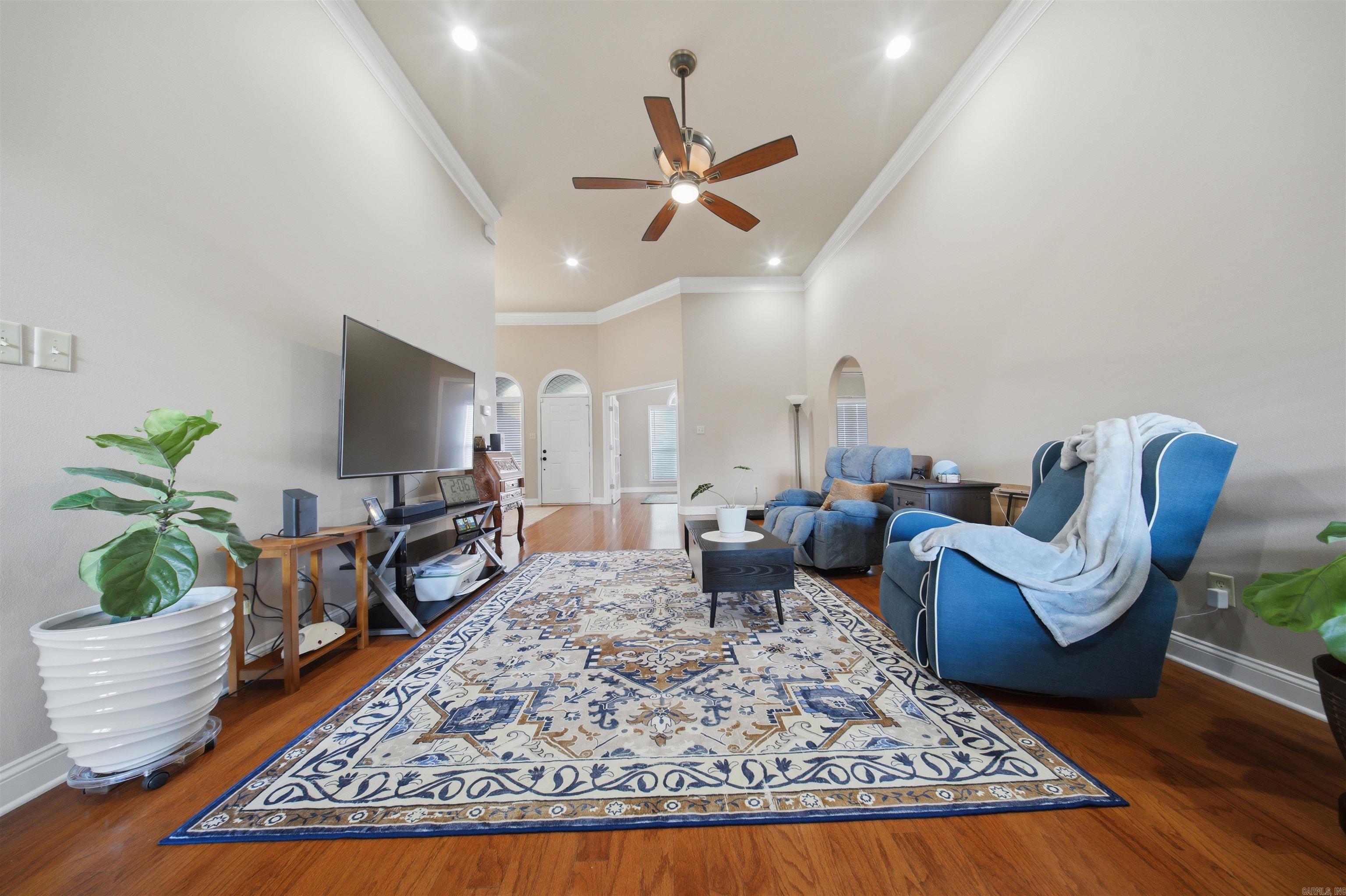 9425 Journey Drive Property Photo 13