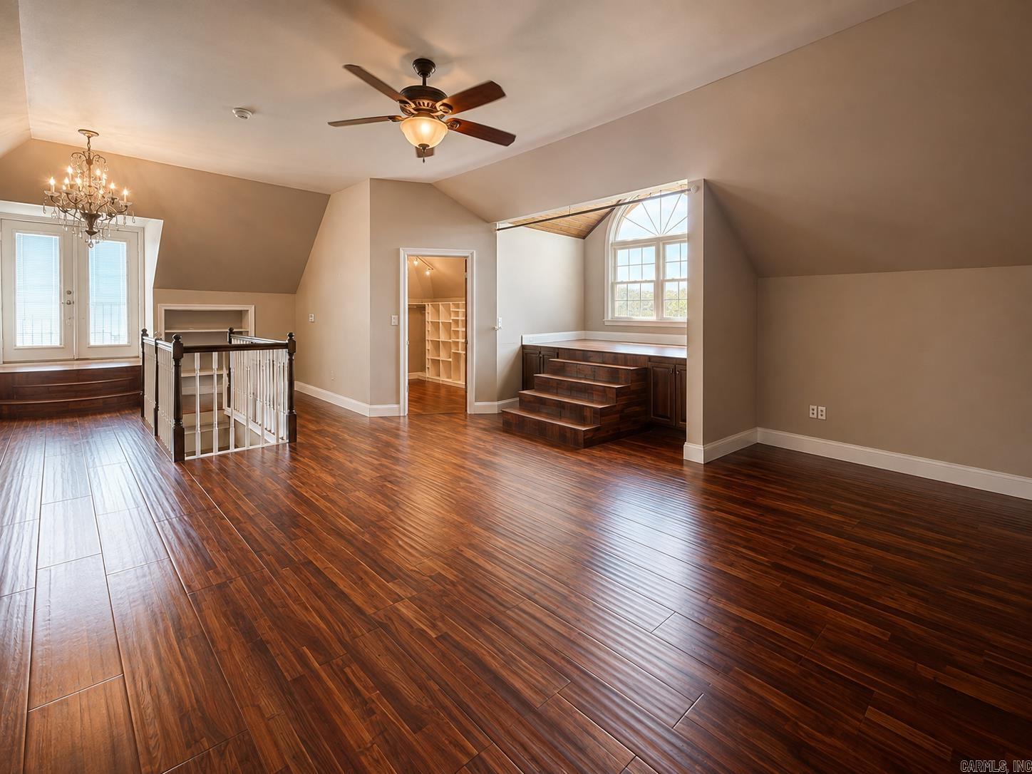 1043 Clinton Street Property Photo 35