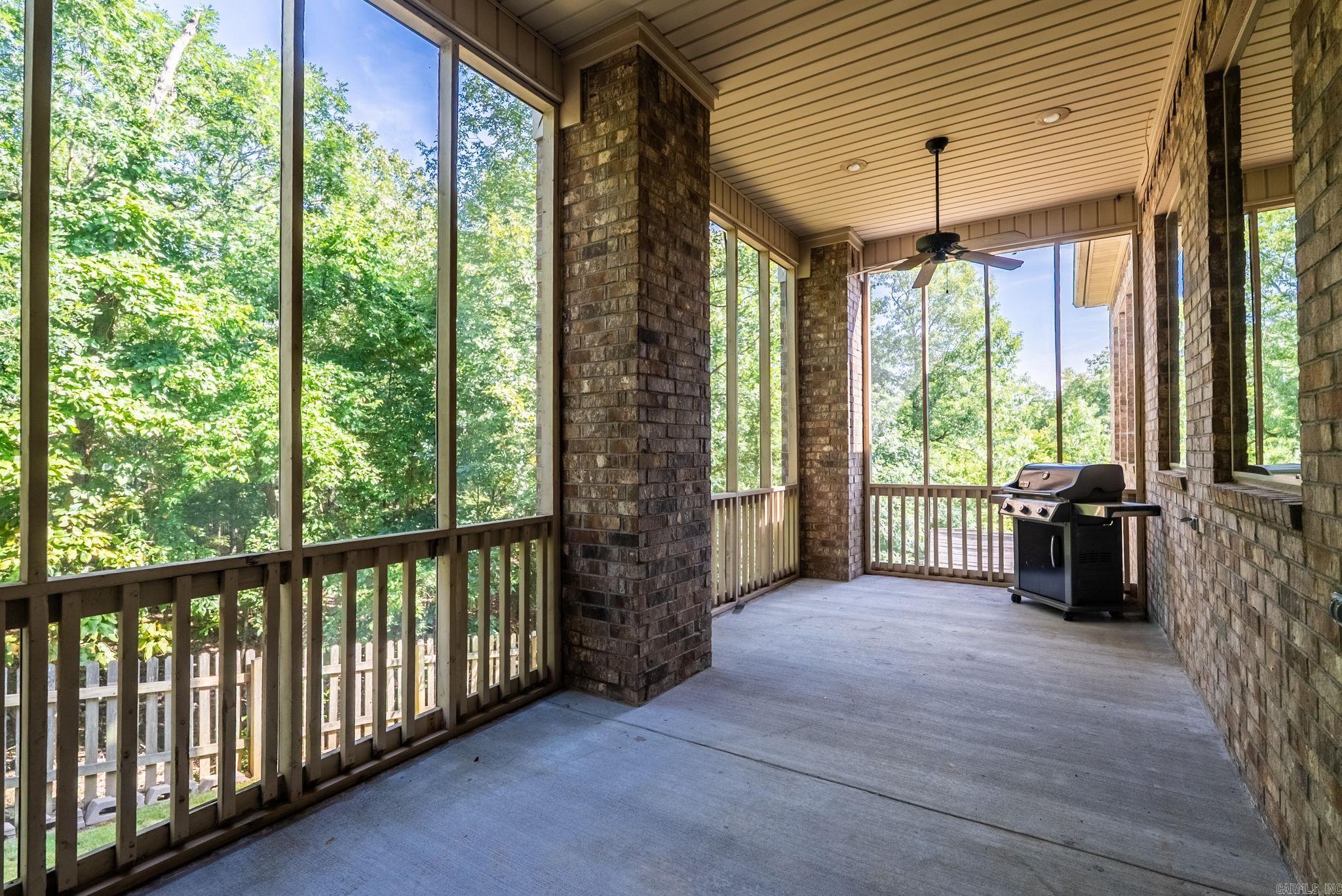 8 Ledge Rock Cove Property Photo 5