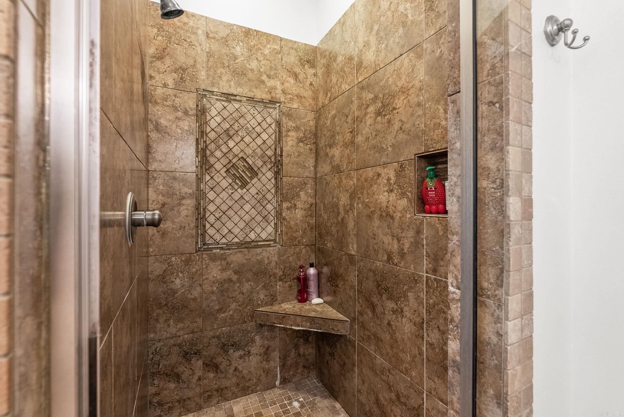 8 Ledge Rock Cove Property Photo 26