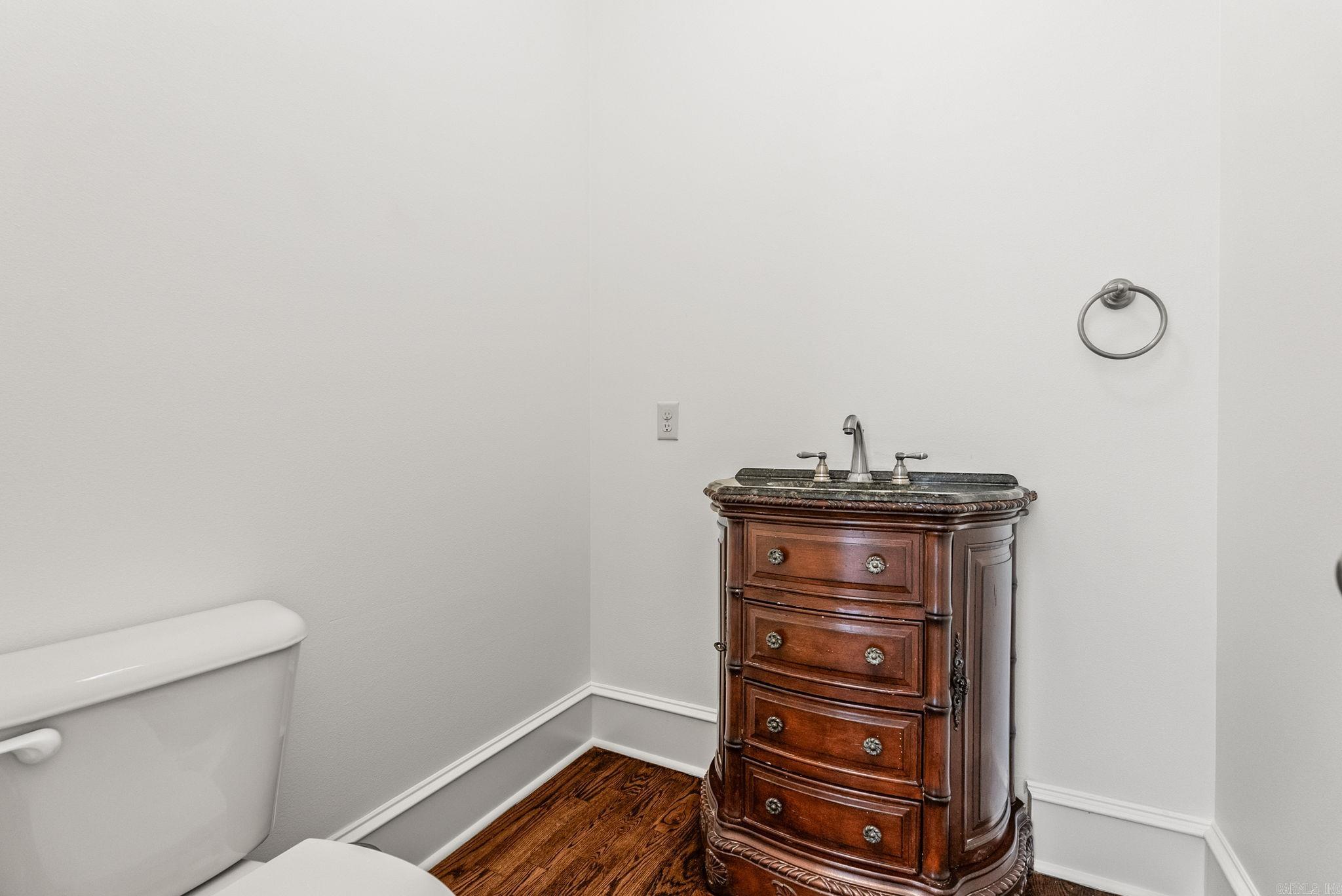 8 Ledge Rock Cove Property Photo 27