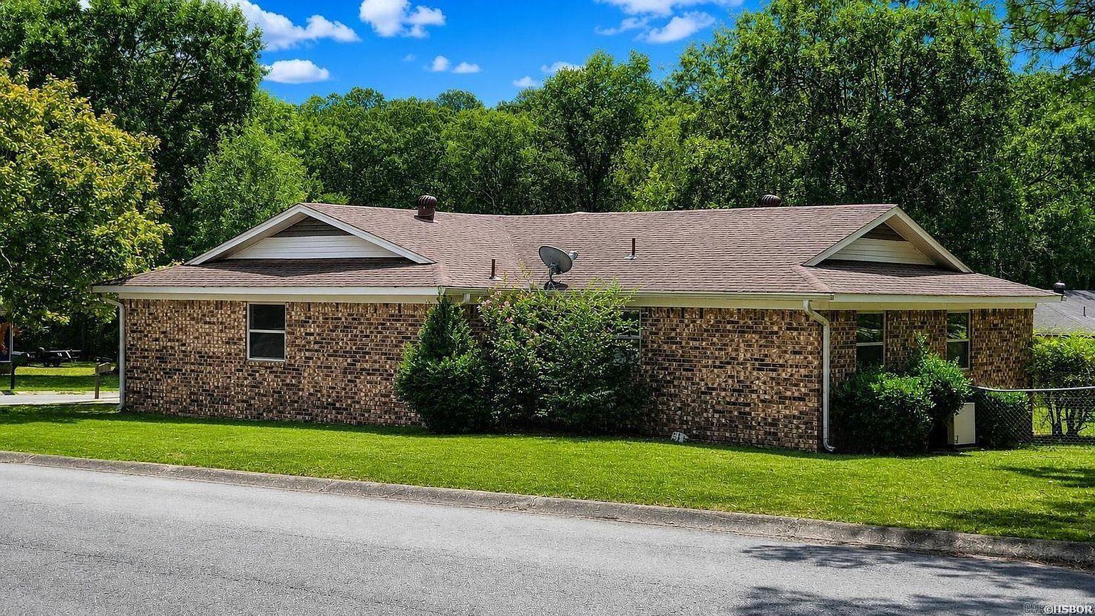 200 Millbranch Court Property Photo 4