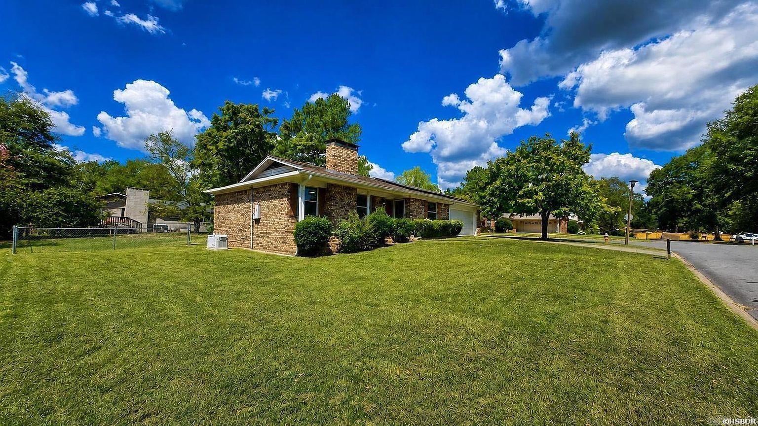 200 Millbranch Court Property Photo 7