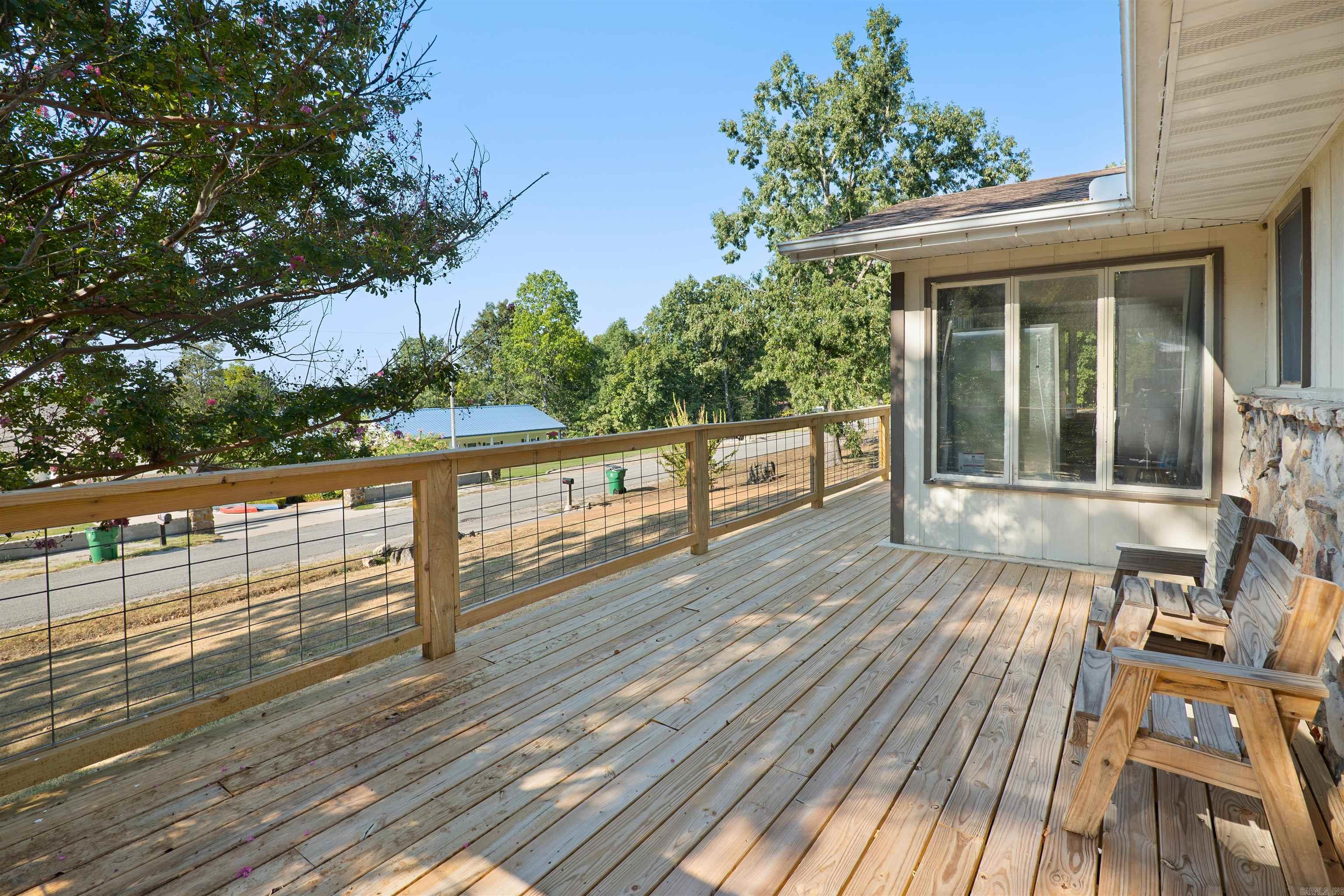 1502 Emerald Cove Dr Property Photo 8