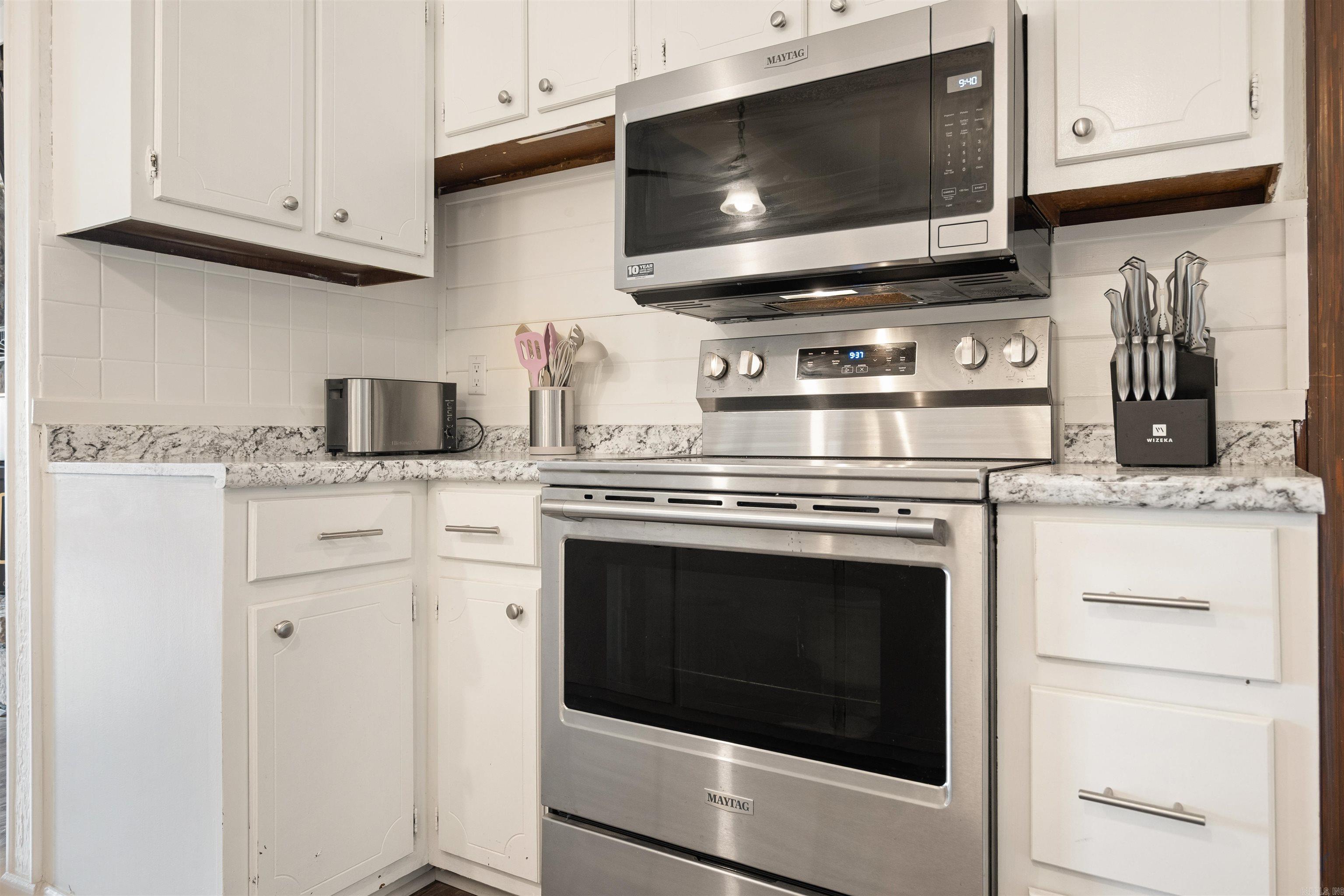1502 Emerald Cove Dr Property Photo 14