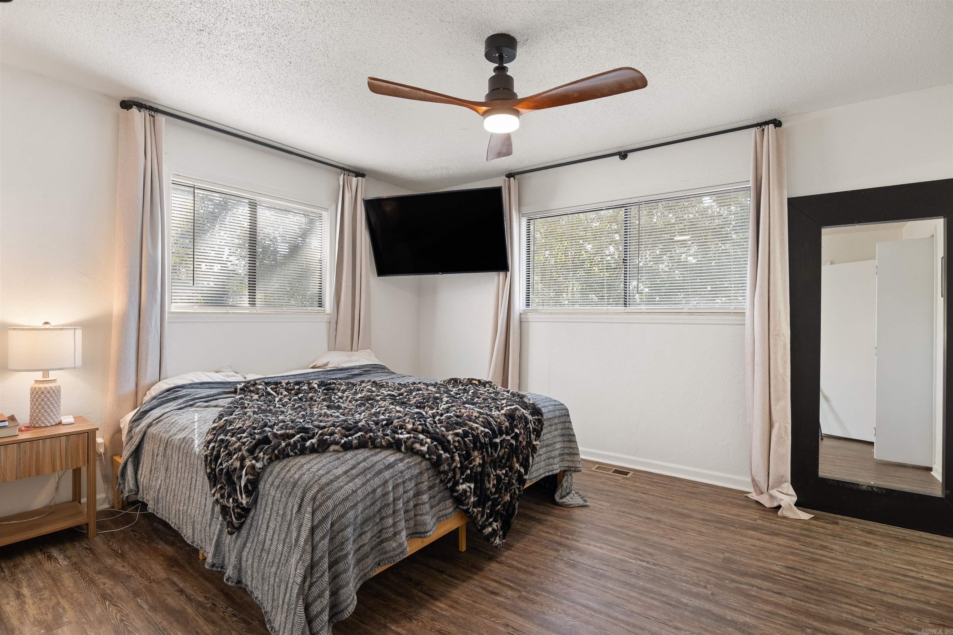1502 Emerald Cove Dr Property Photo 25