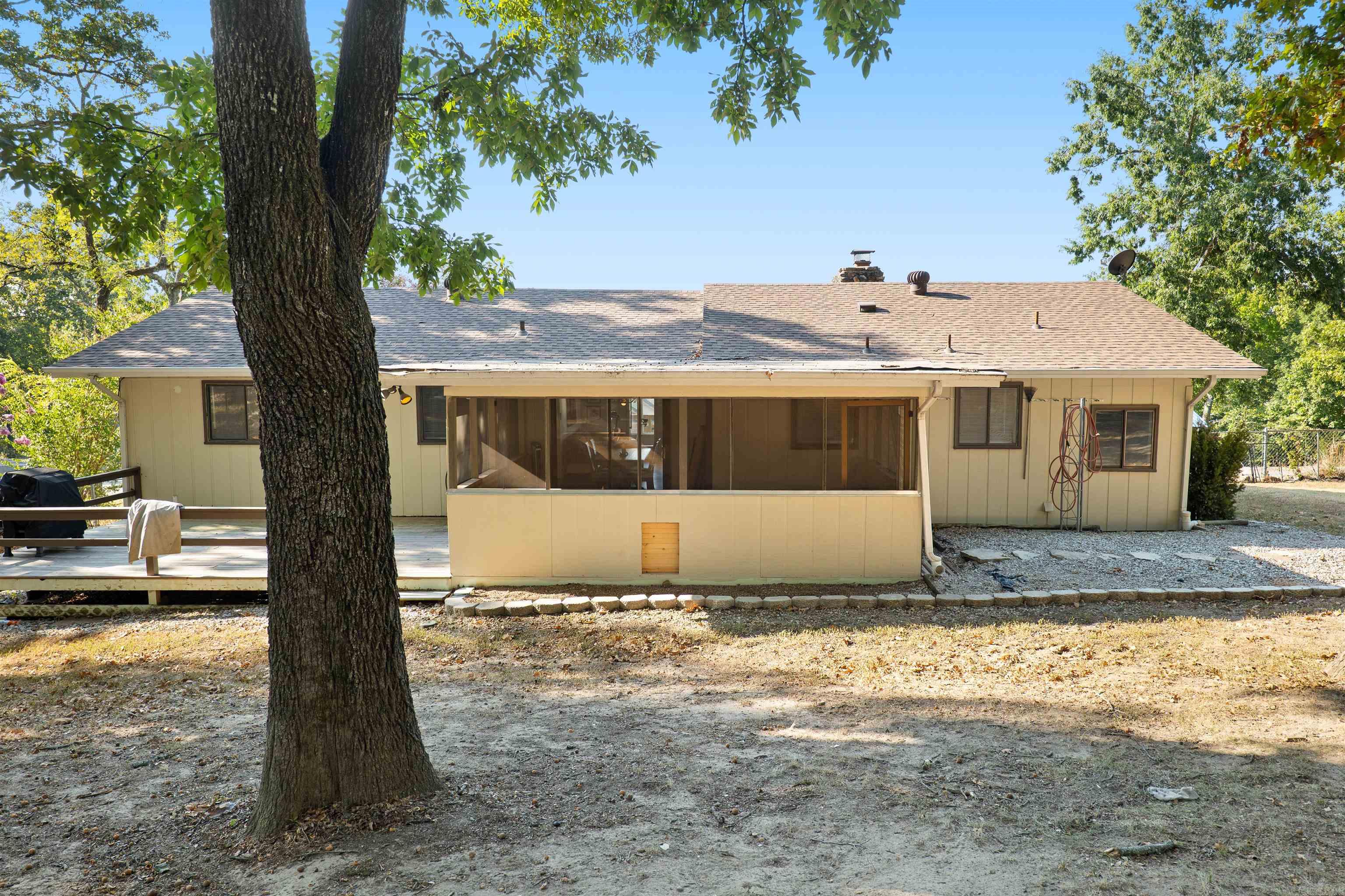 1502 Emerald Cove Dr Property Photo 36
