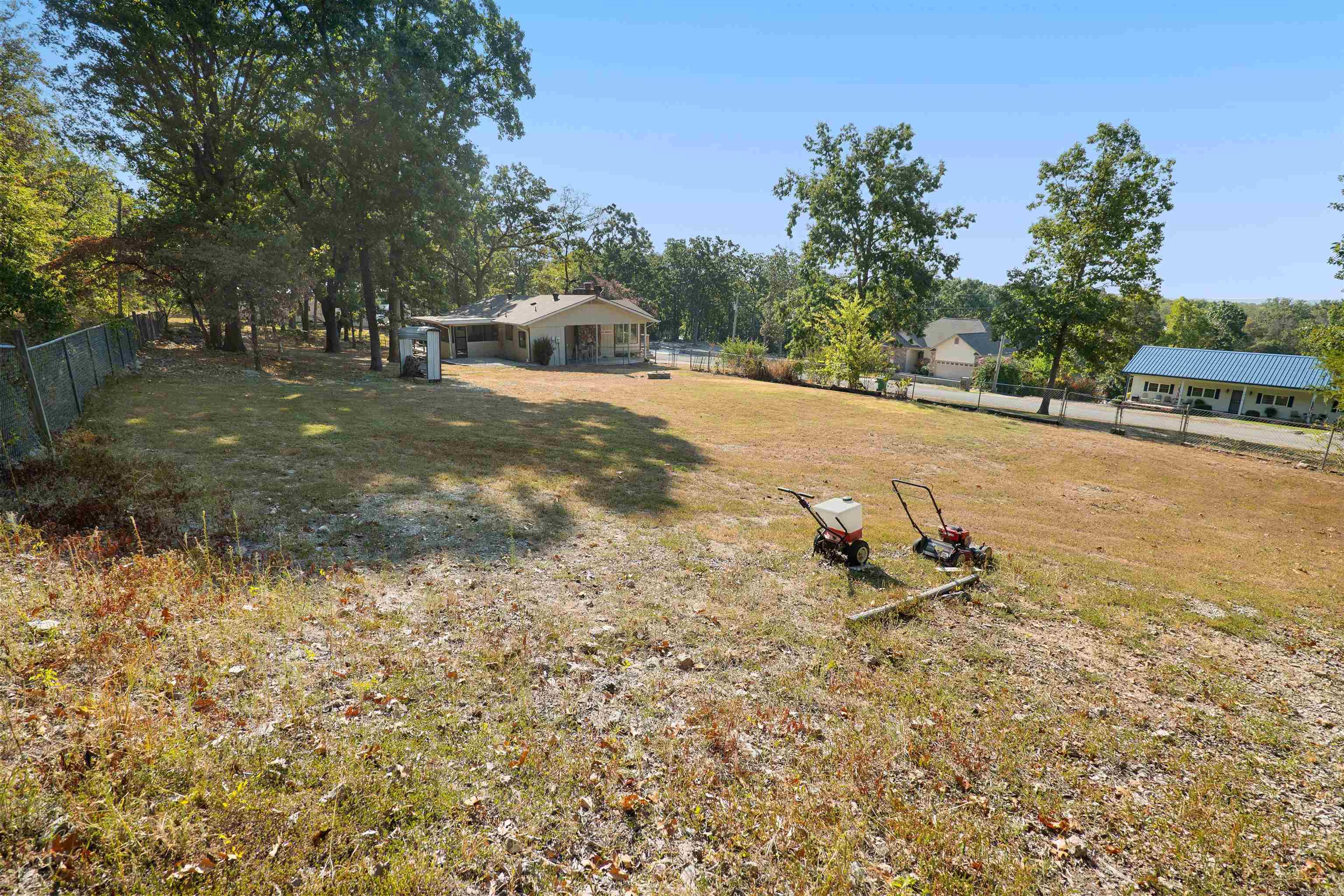 1502 Emerald Cove Dr Property Photo 39