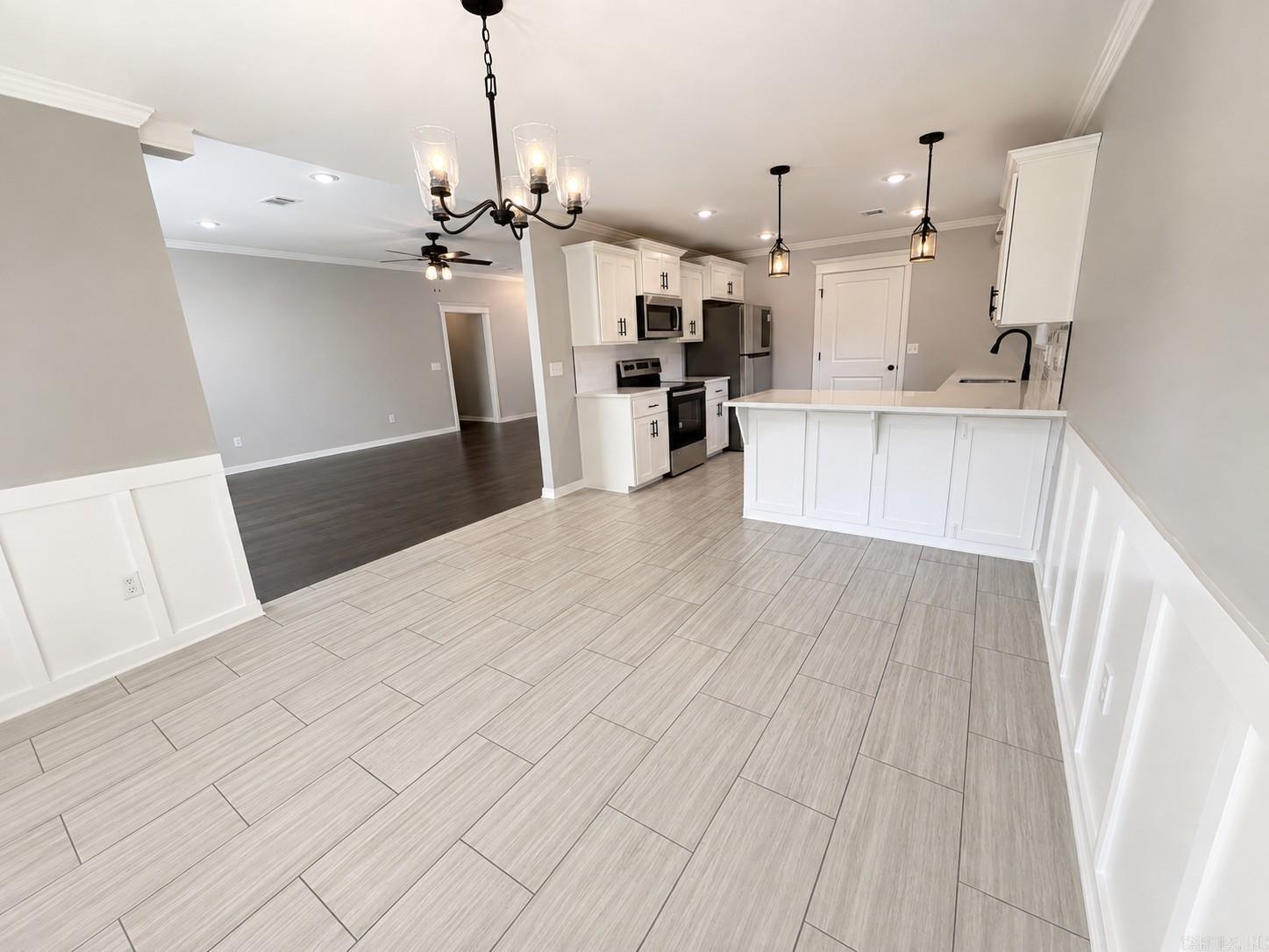 316 Promenade Cir Property Photo 9