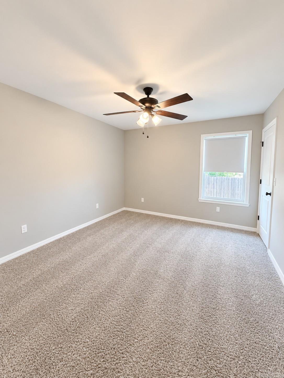316 Promenade Cir Property Photo 20