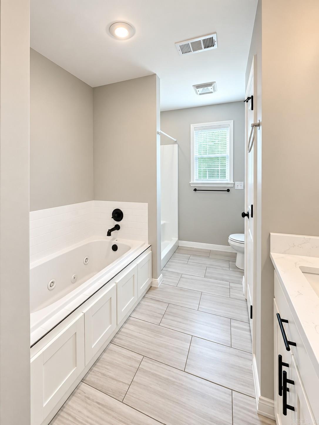 316 Promenade Cir Property Photo 24