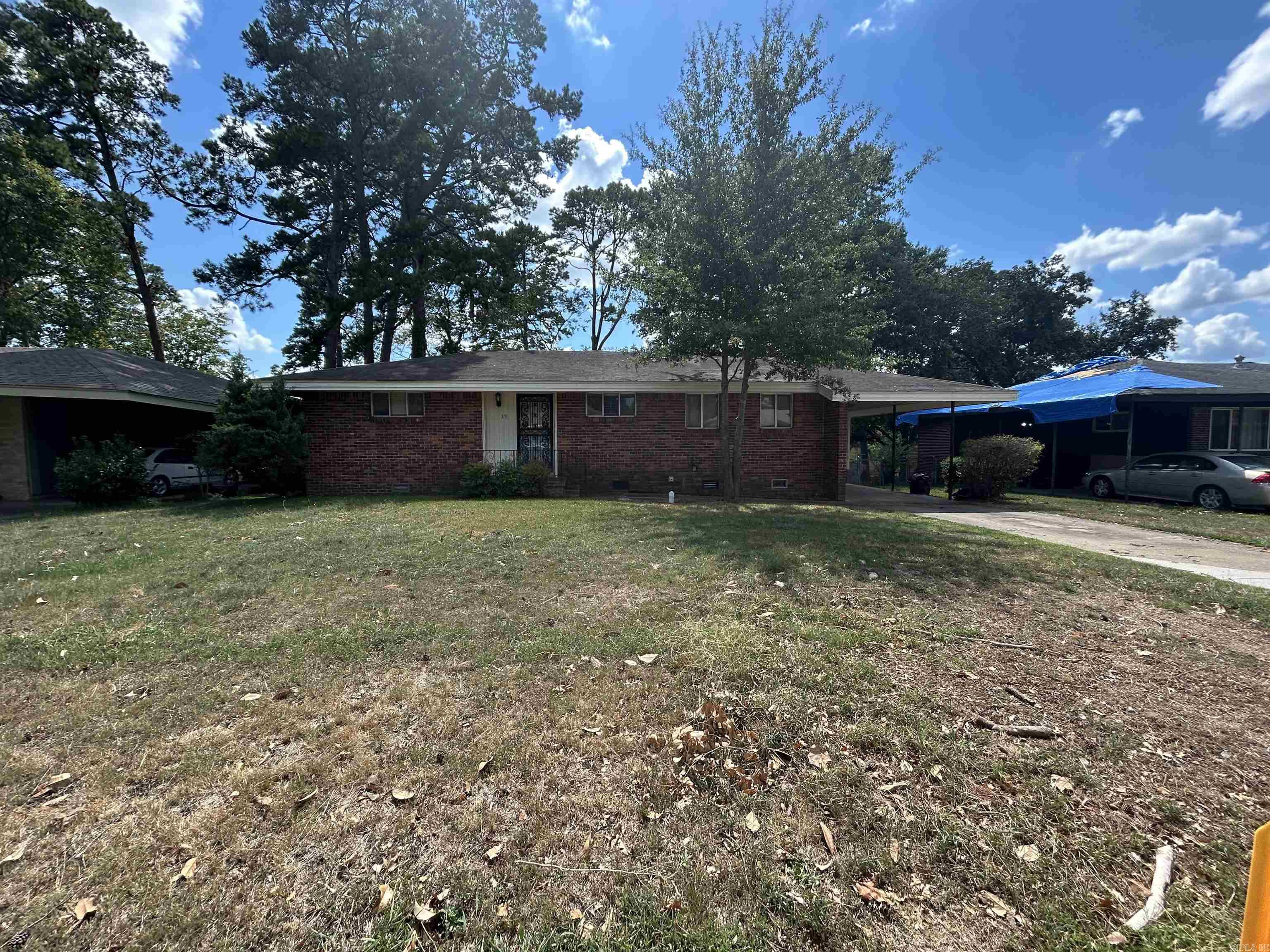 39 Broadmoor Dr Property Photo 2