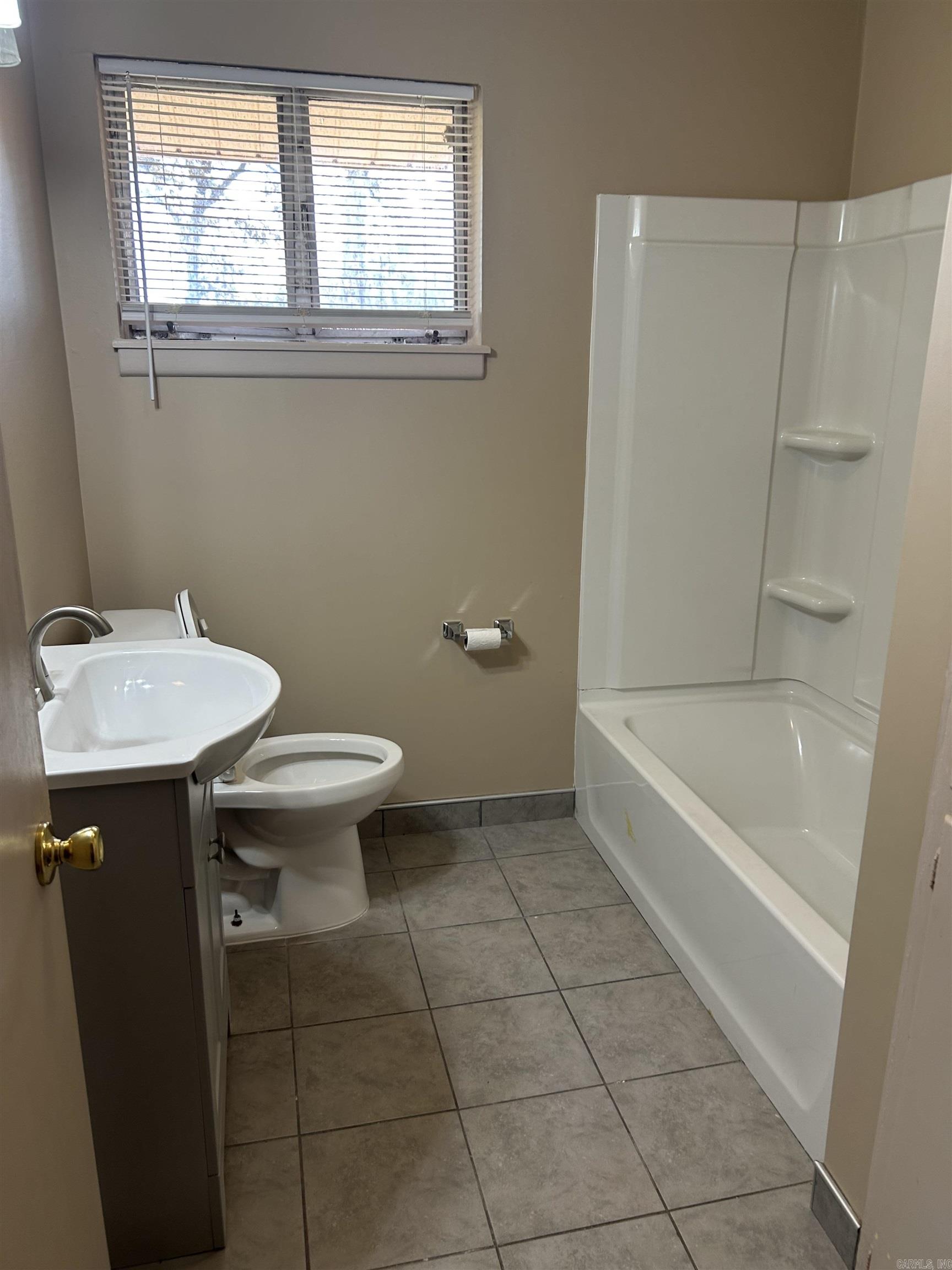 39 Broadmoor Dr Property Photo 12