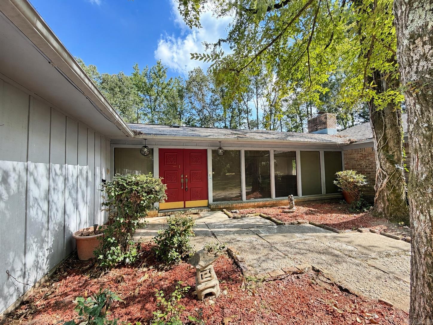 8408 Griggs Rd. Property Photo 1