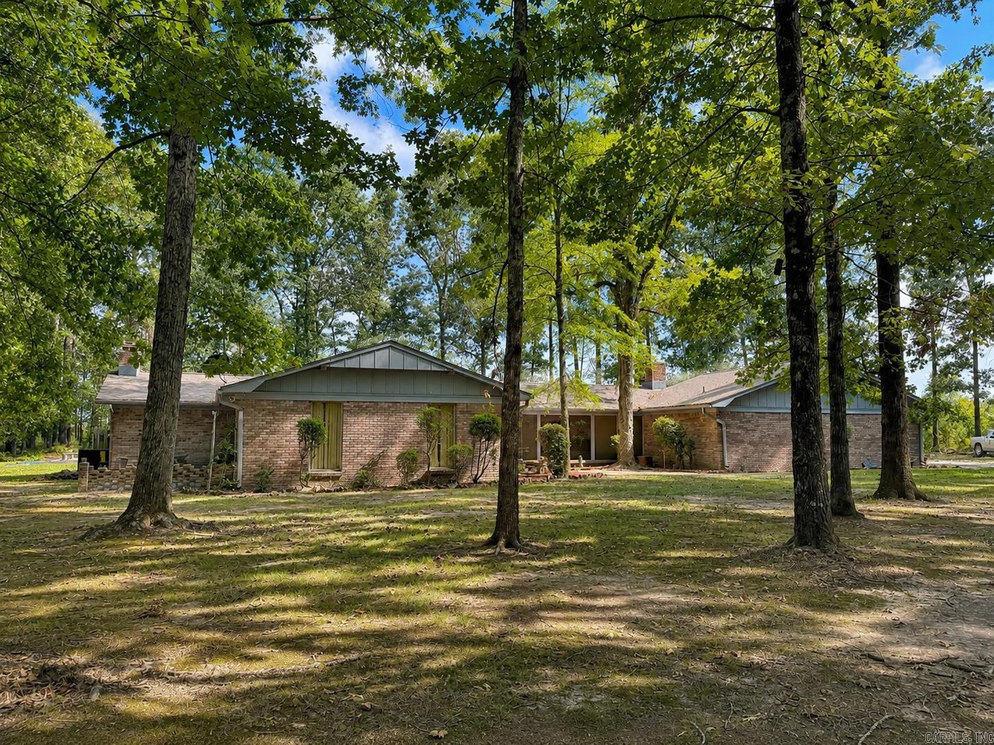 8408 Griggs Rd. Property Photo 2